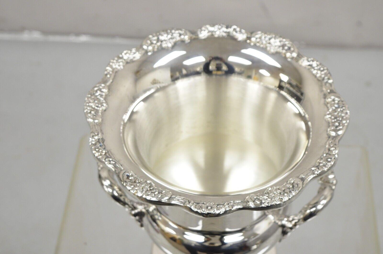 Towle Regency Trophy Cup Ice Bucket Champagne Chiller Vintage Bon état - En vente à Philadelphia, PA