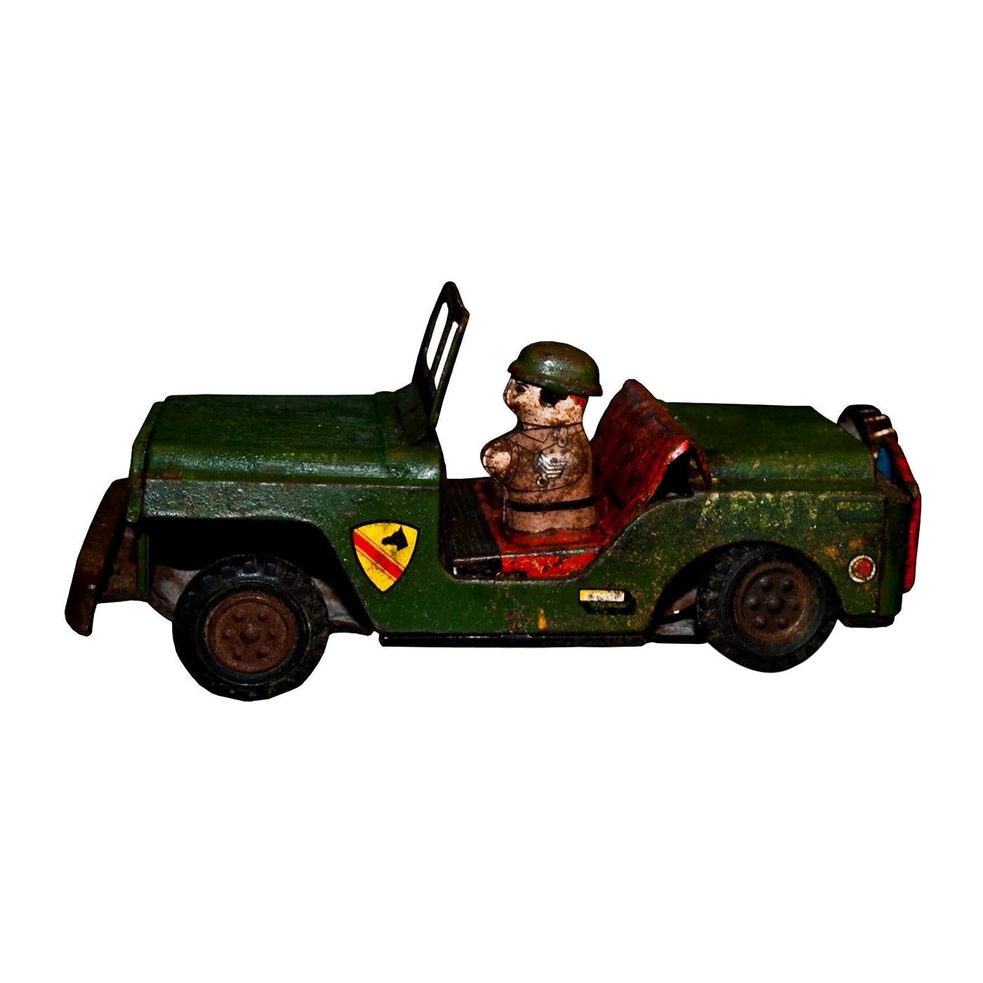 Oldtimer-Spielzeug:: Militär-Jeep im Angebot