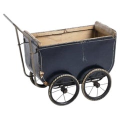 Vintage toys - Baby carriage for dolls - 19th century