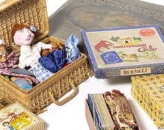 Vintage toys - Play sets; puzzles and puppets