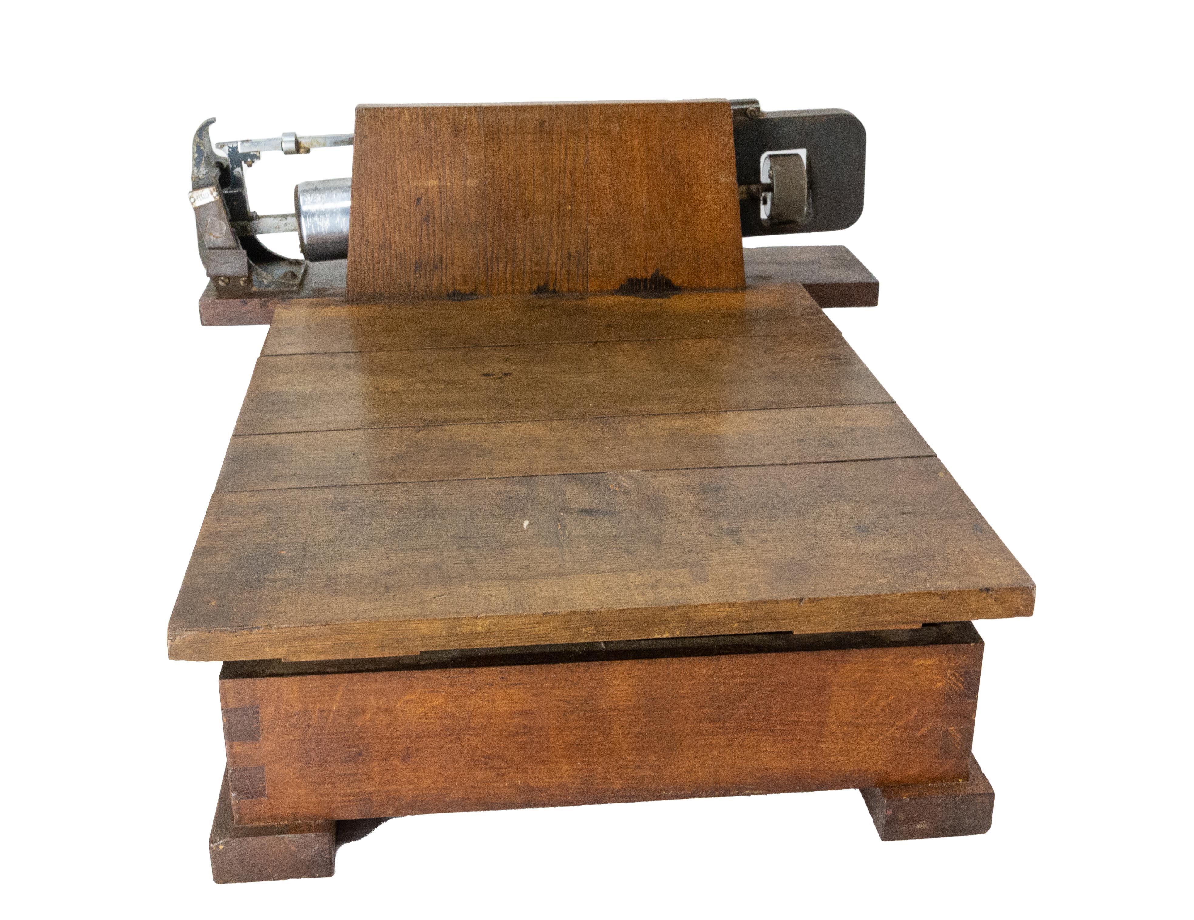 Mid-20th Century Vintage Trade Scale Wood and Metal, France, circa 1940 For Sale