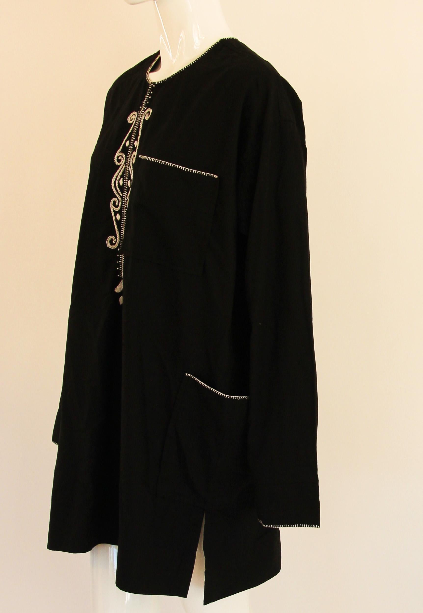 Vintage Traditional African Embroidery Black Shirt For Sale 6