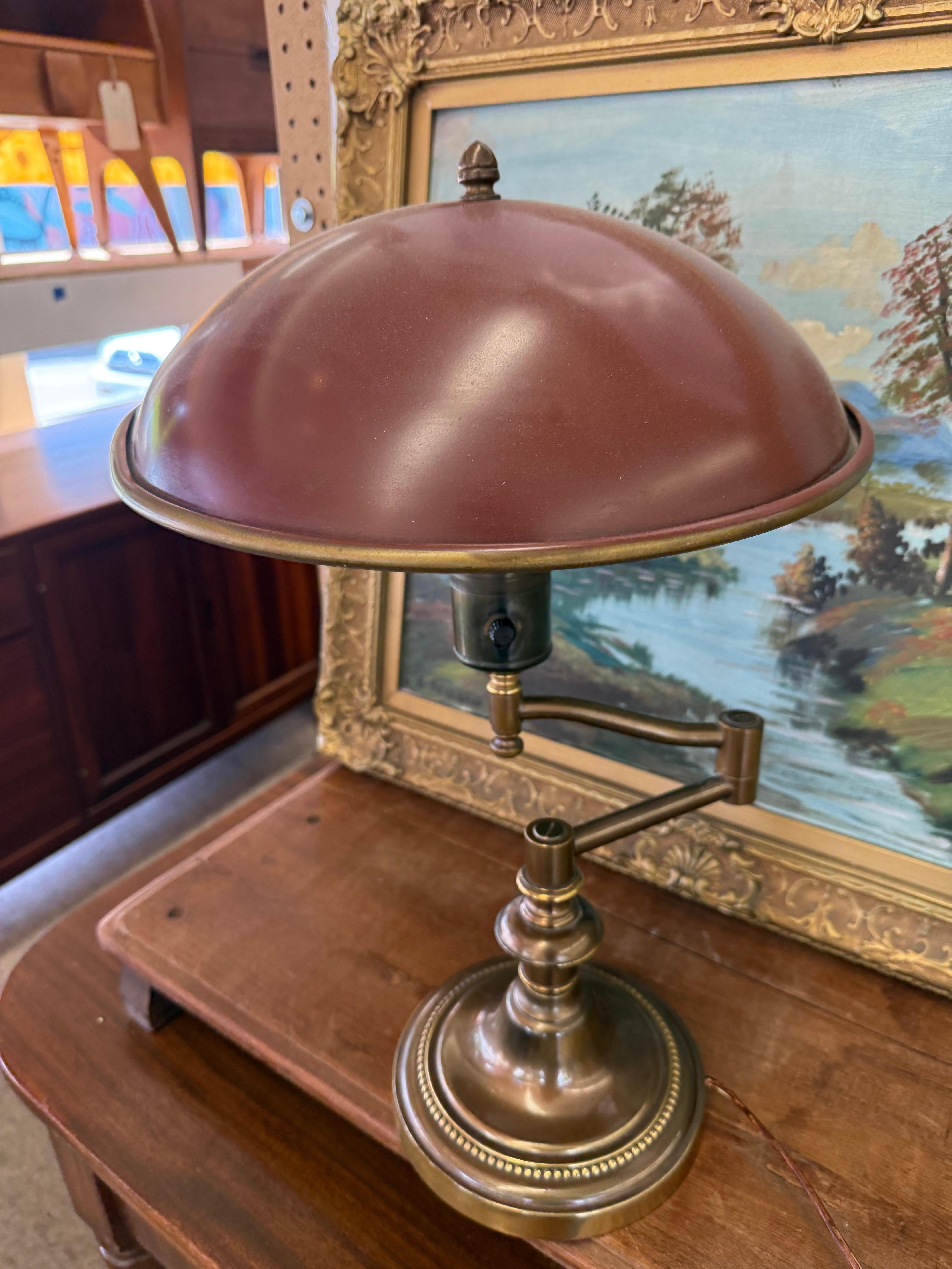 Lámpara de Sobremesa Articulada Vintage Tradicional de Estilo Art Decó para Farmacéuticos o Banqueros en Bueno estado para la venta en Seattle, WA
