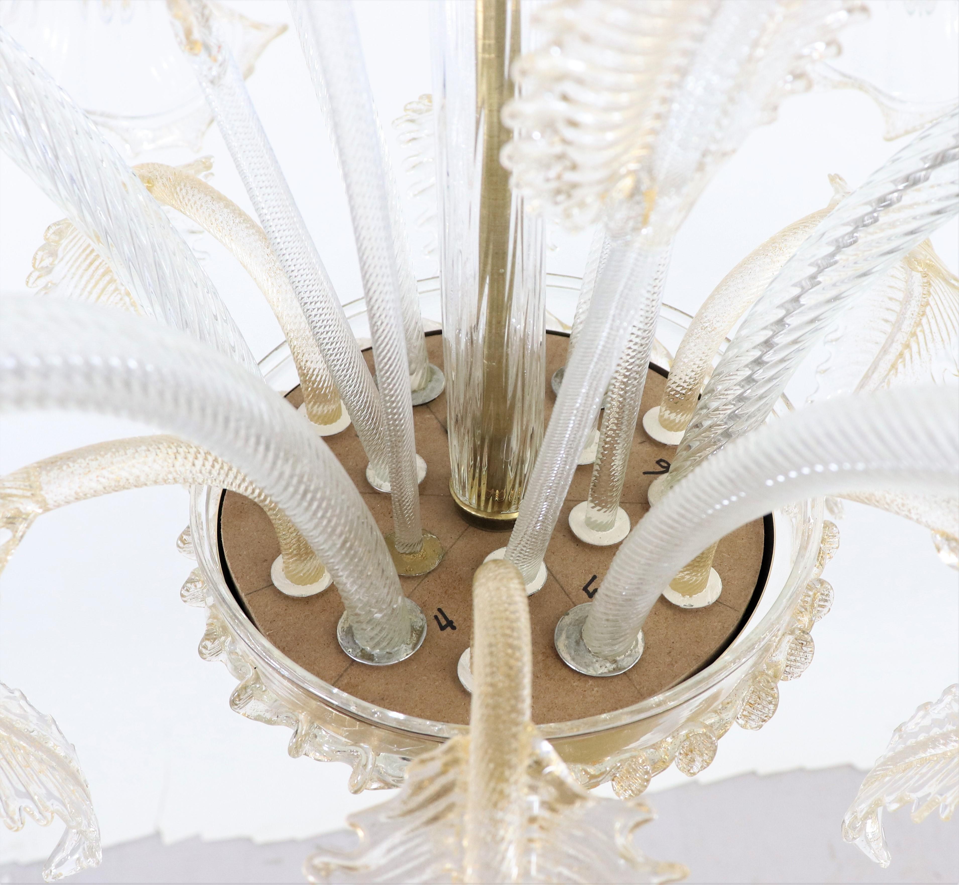 Vintage Traditional Baroque Style Floral Gold Infused Murano Glass Chandelier For Sale 1