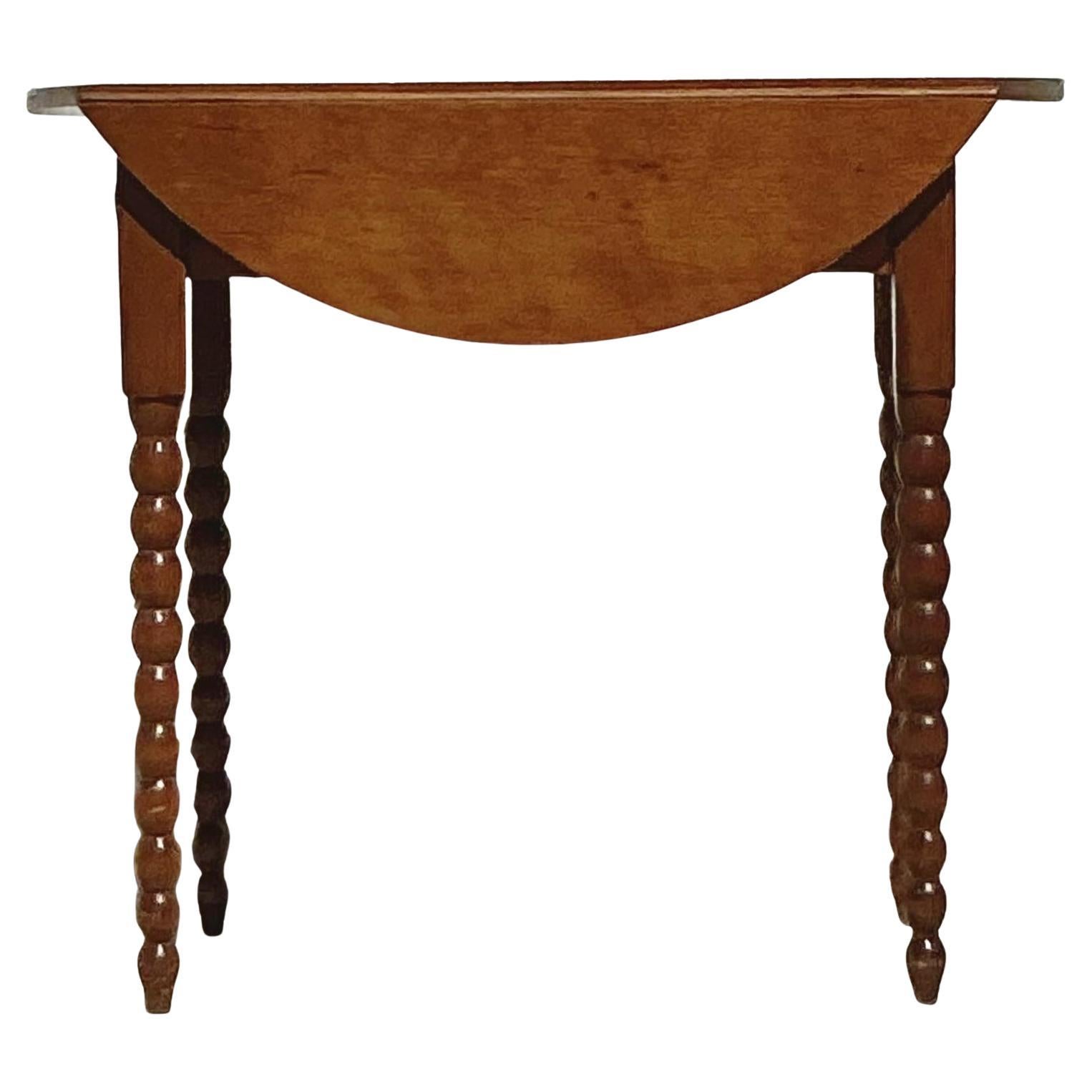 Traditioneller Beistelltisch Vintage Bobbin im Angebot
