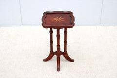 Vintage Traditional Colonial Revival Small Accent Table in Cherry and Rubberwood