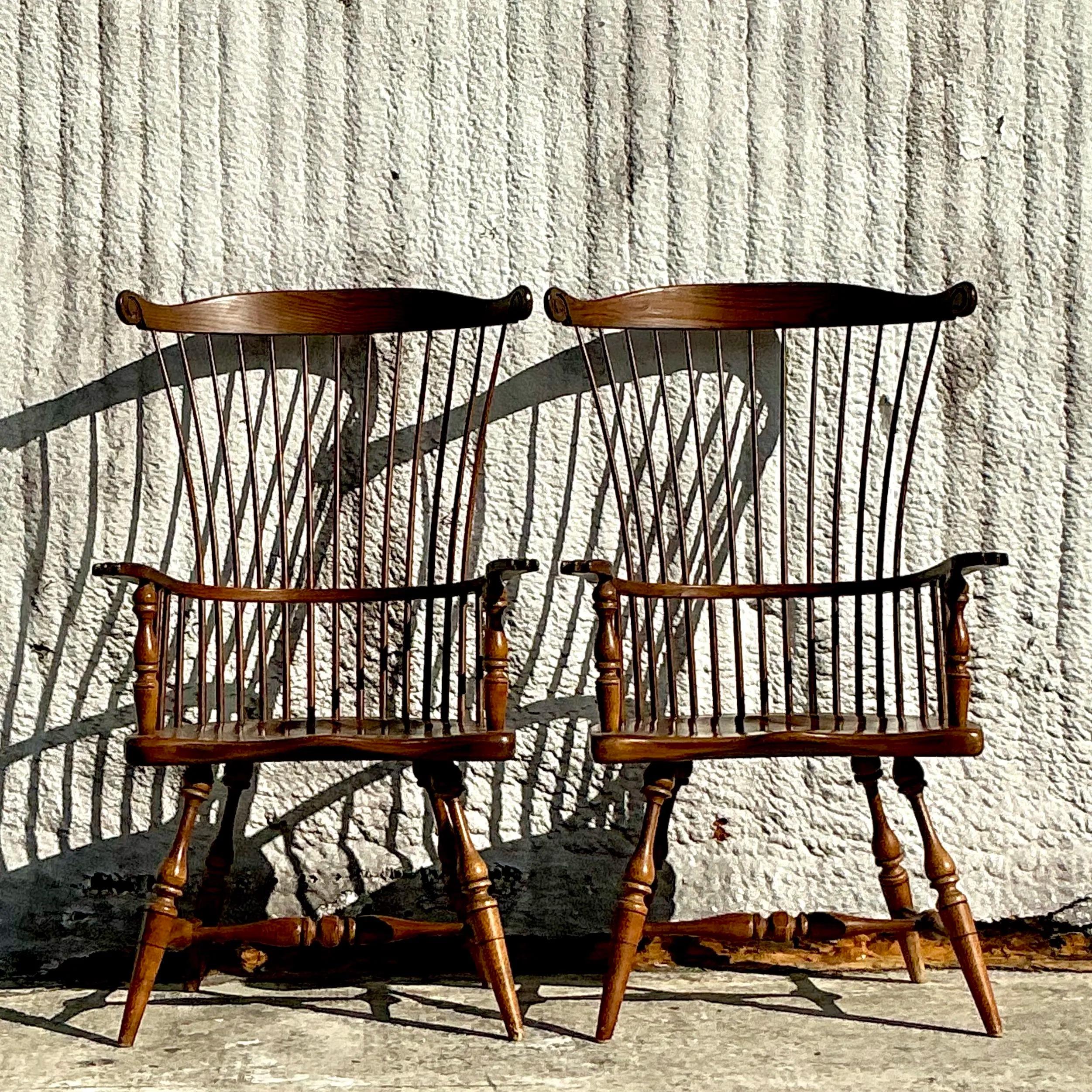 Traditionelle Vintage- Windsor-Stühle der Gebrüder Duckloe mit hoher Rückenlehne - ein Paar (20. Jahrhundert) im Angebot