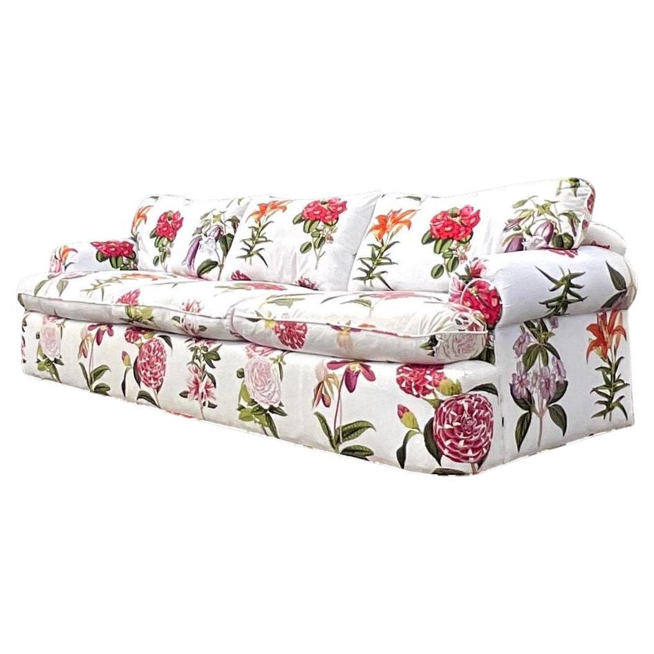 Traditionelles Vintage-Daunensofa mit Blumenmuster im Angebot