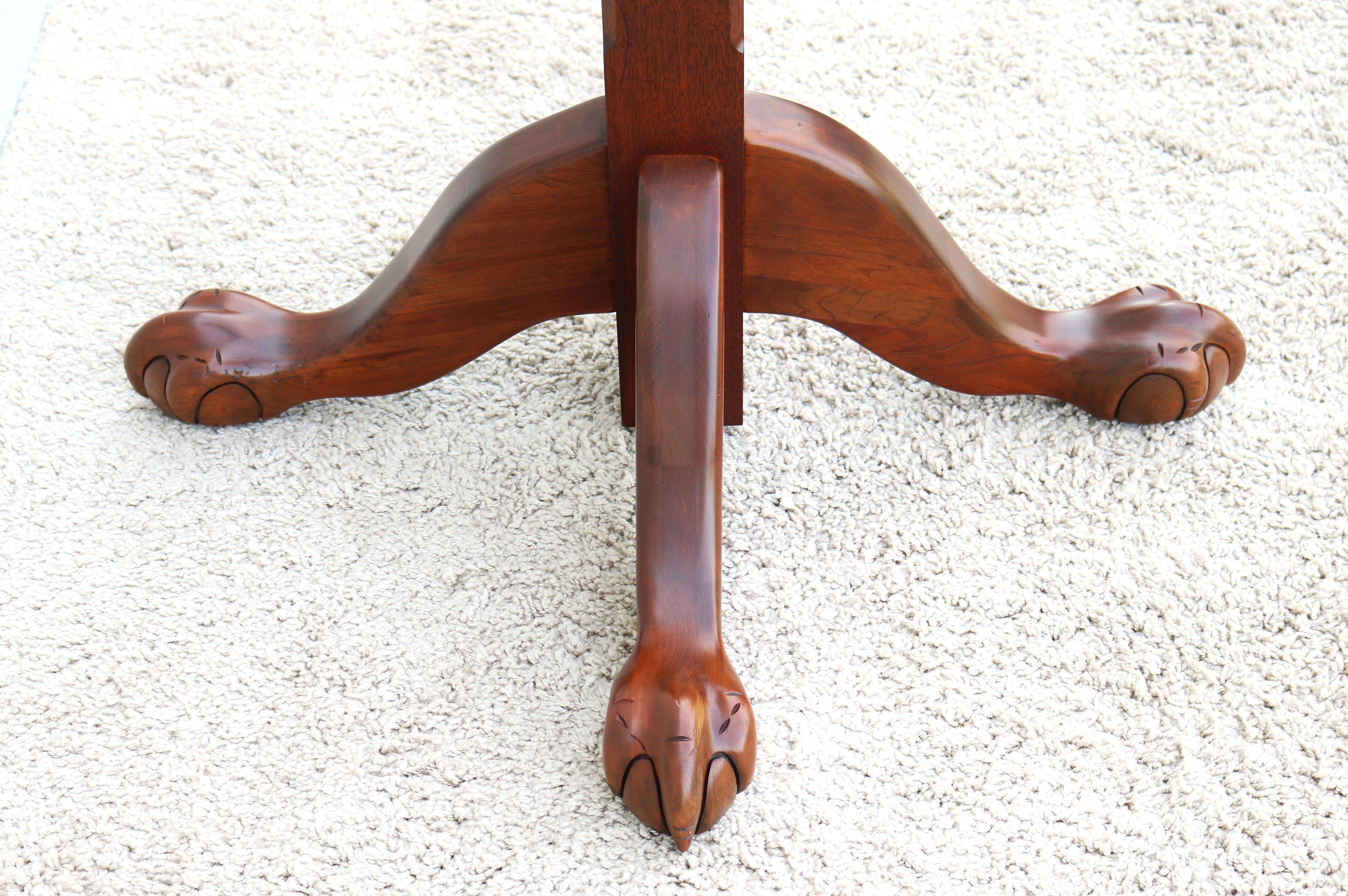 Vintage Traditional Freestanding Coat Rack in Solid Mahogany Wood, Solid Brass For Sale 3