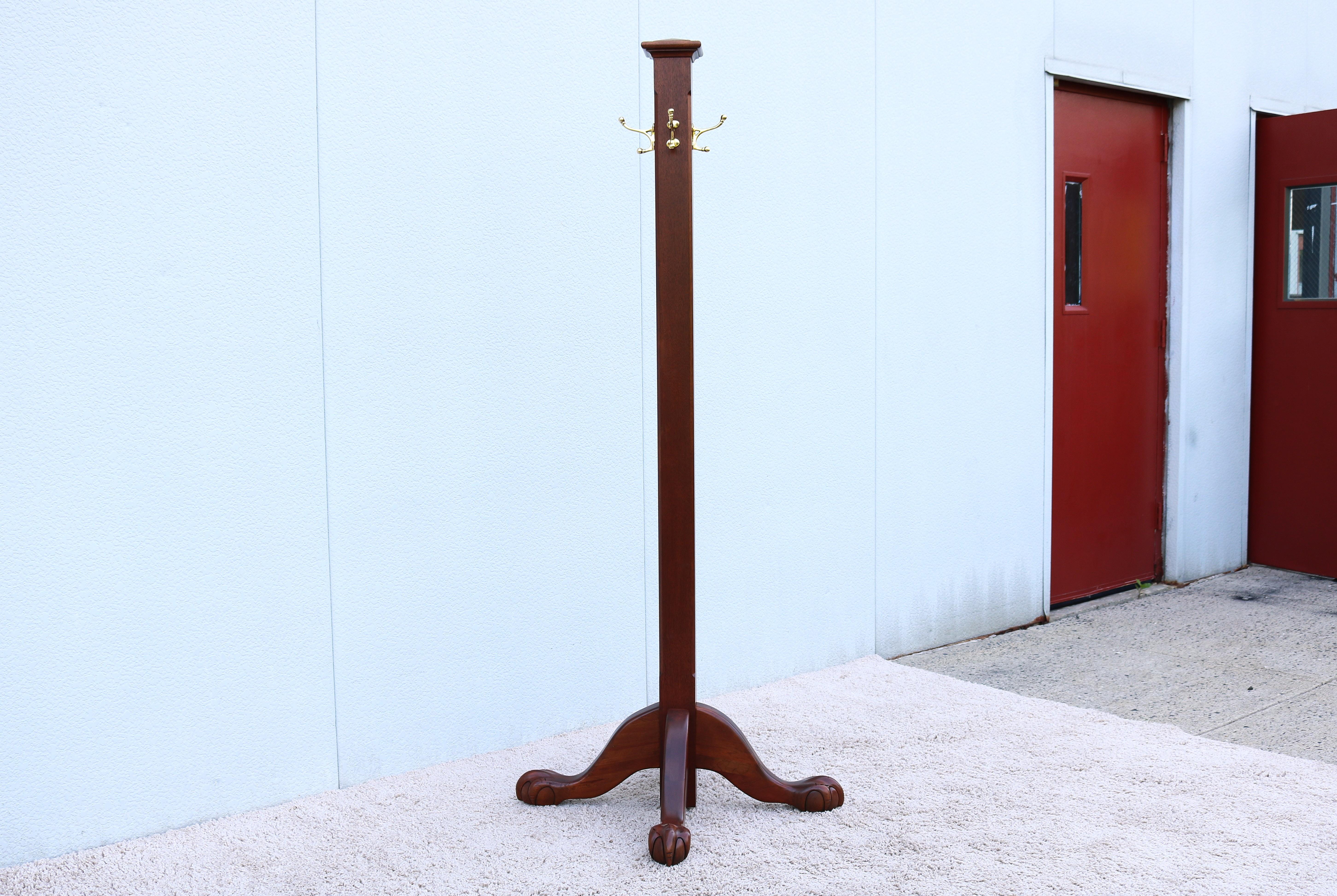 American Vintage Traditional Freestanding Coat Rack in Solid Mahogany Wood, Solid Brass For Sale
