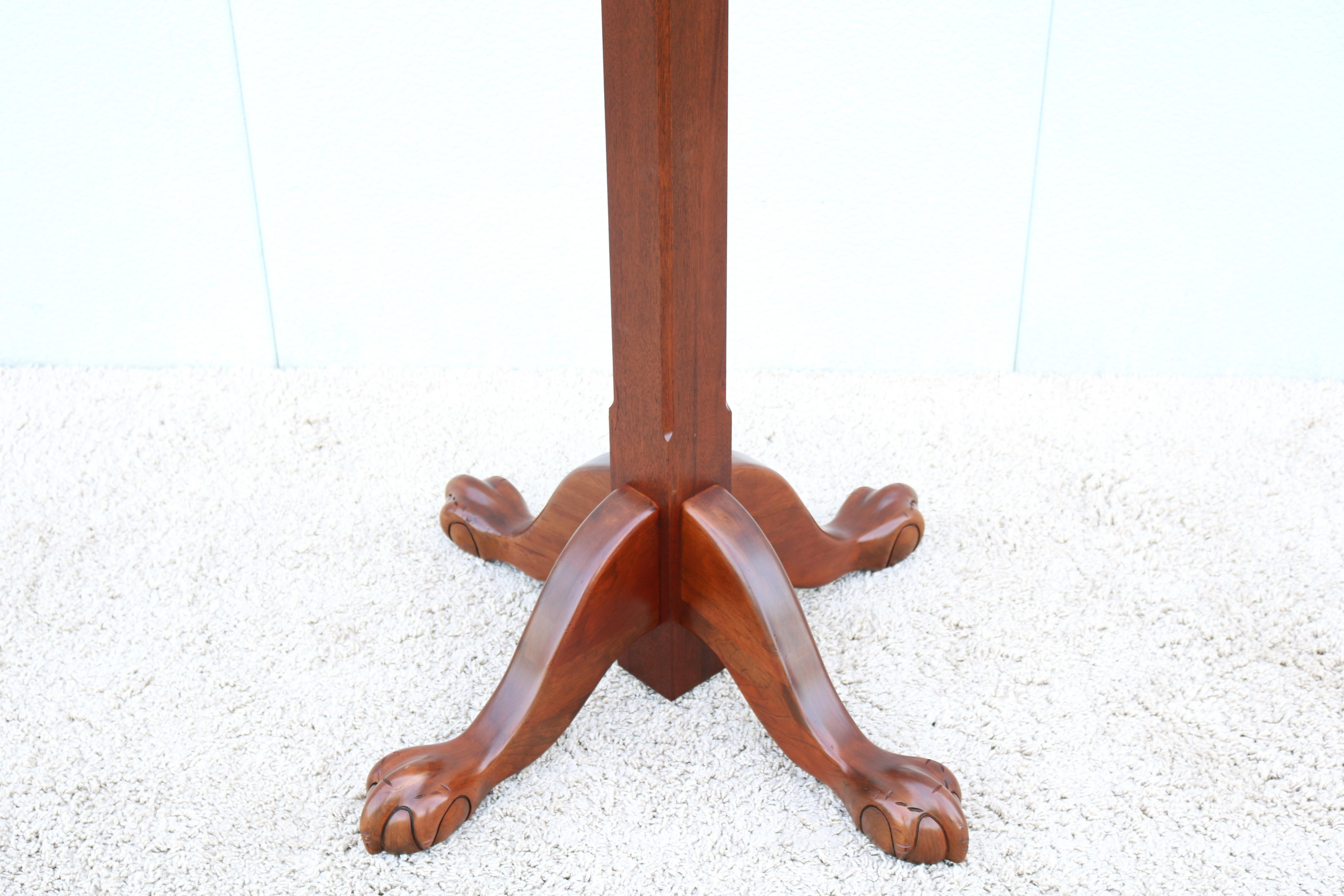 Vintage Traditional Freestanding Coat Rack in Solid Mahogany Wood, Solid Brass For Sale 1