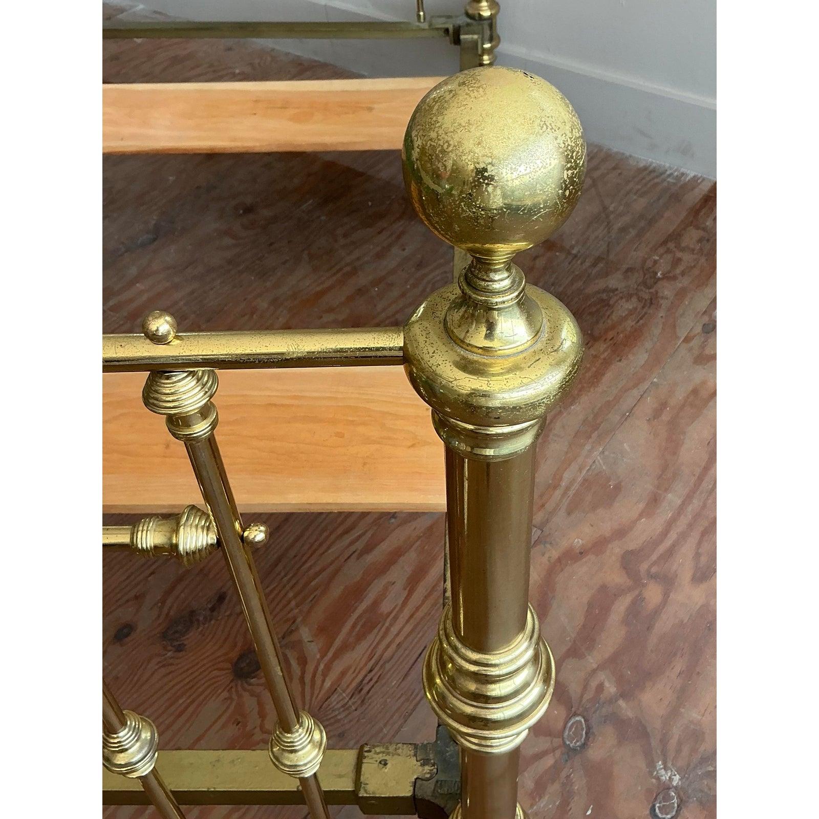 Hollywood Regency Lit complet en laiton Vintage Traditional. en vente