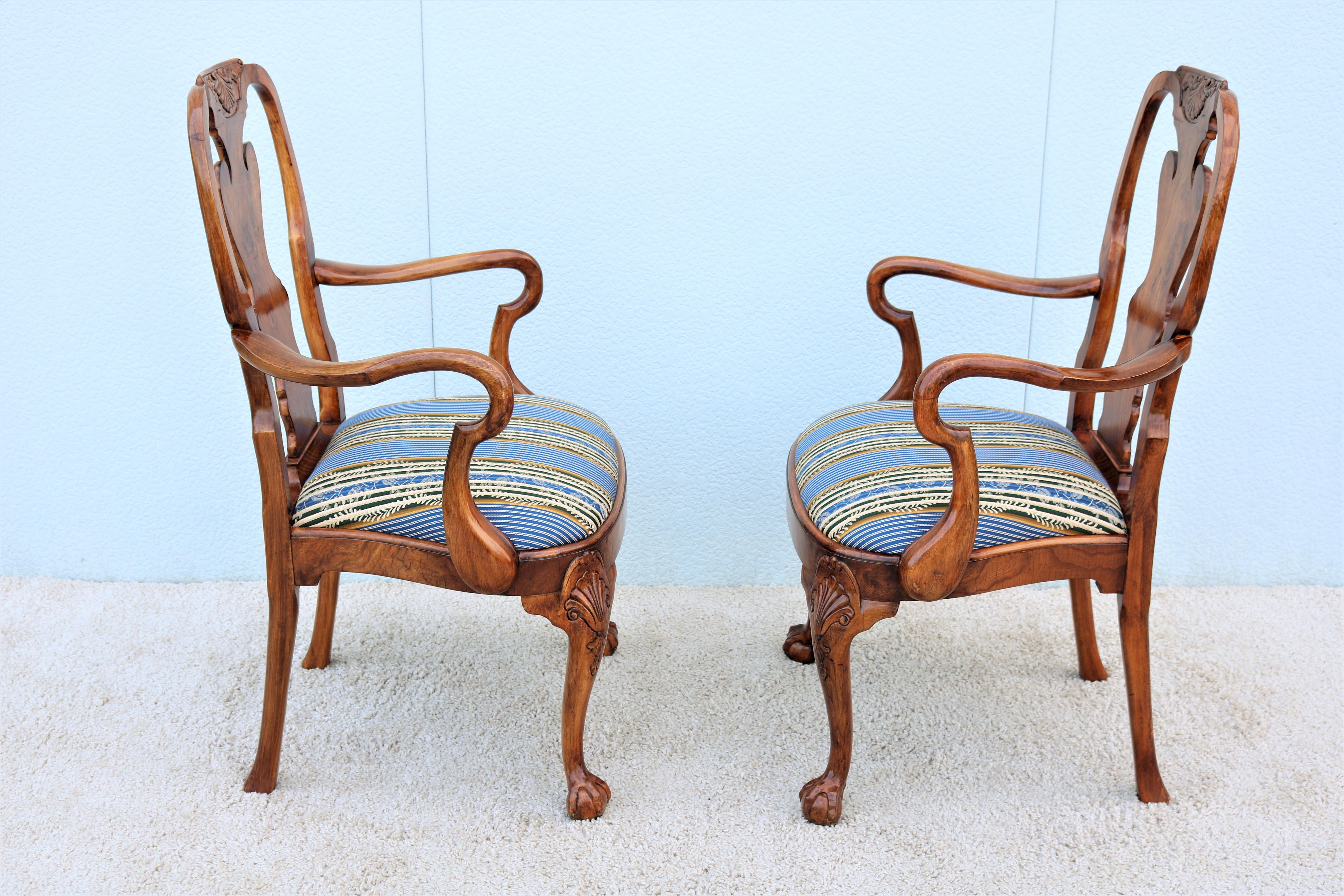Vintage Traditional Giles Grendey Queen Anne Style Burl Walnut Armchairs, a Pair For Sale 1