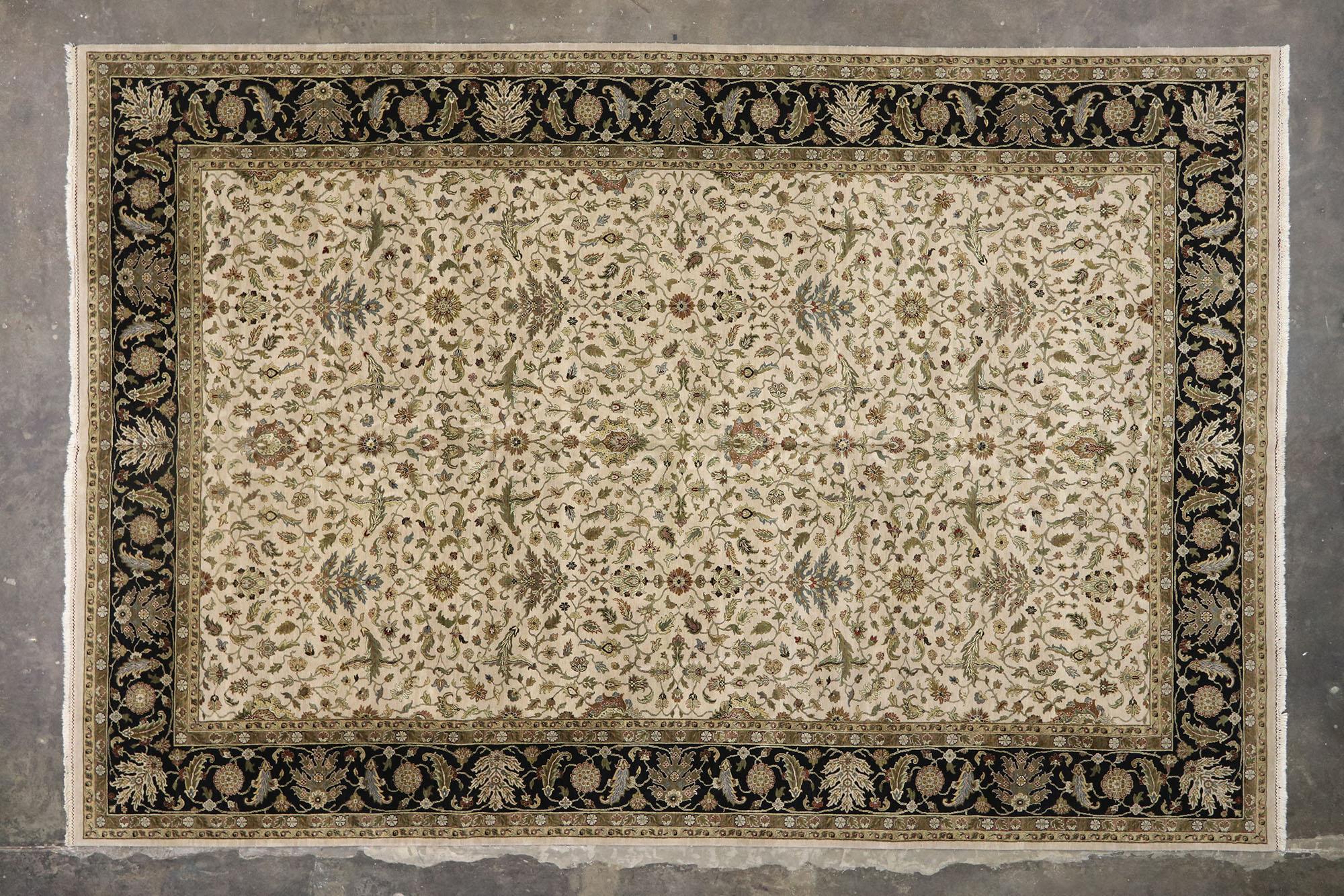 20th Century Vintage Traditional Indian Palace Size Rug with Colonial Style For Sale