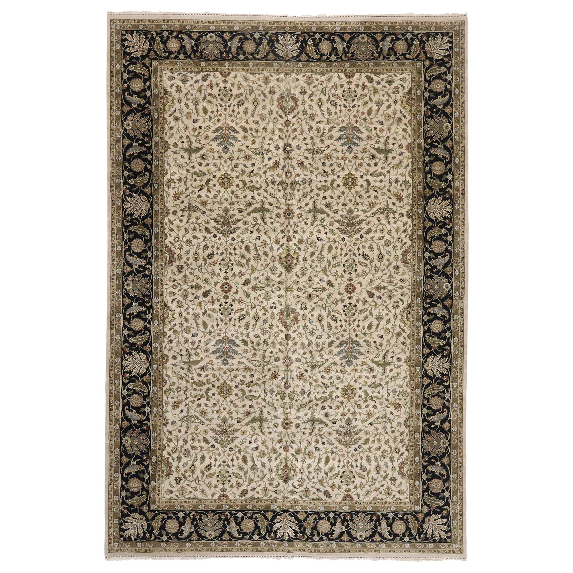 Tapis traditionnel indien vintage de taille palais avec style colonial