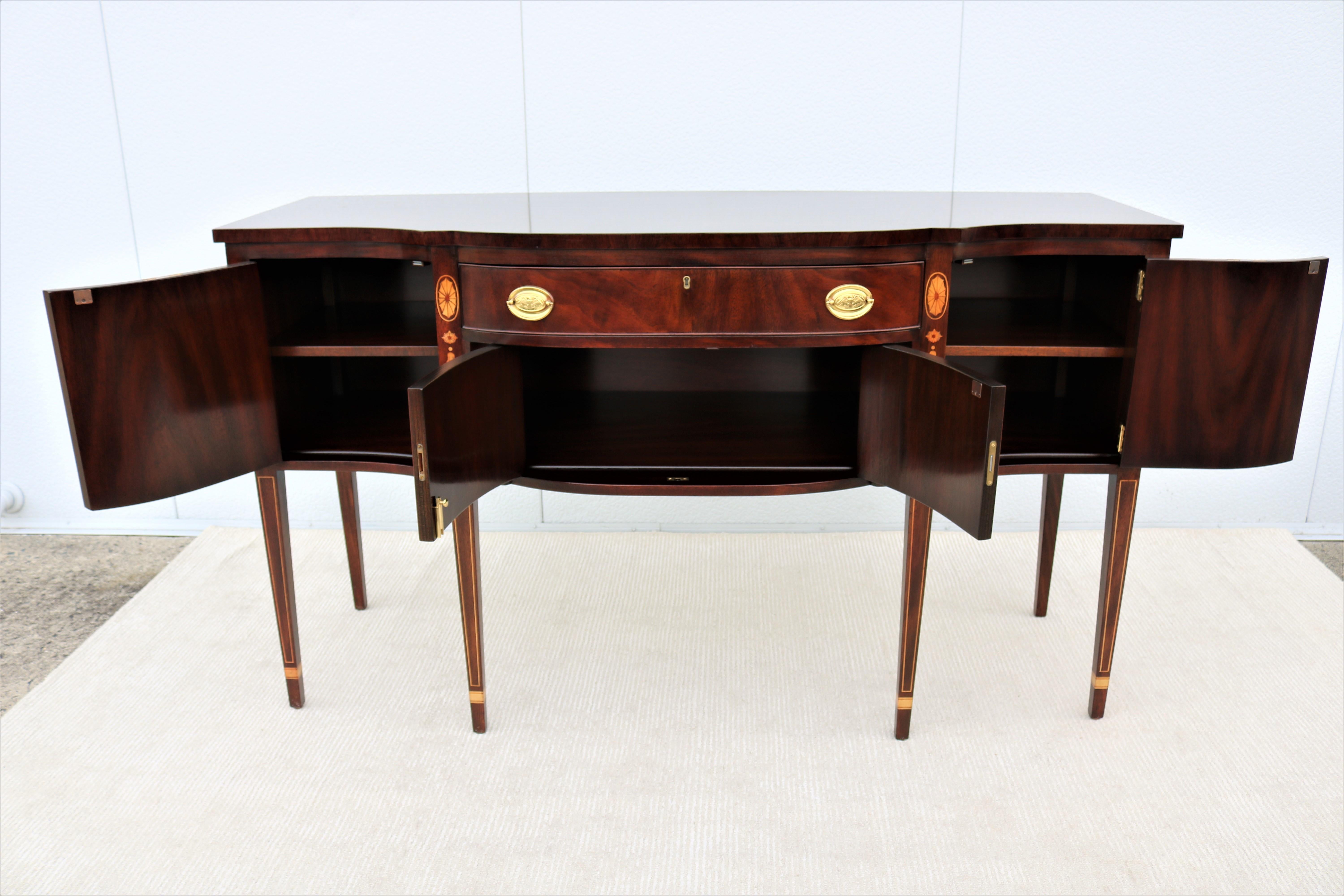 Vintage Traditional Kittinger Furniture Mahogany Sheraton Sideboard Cabinet For Sale 4
