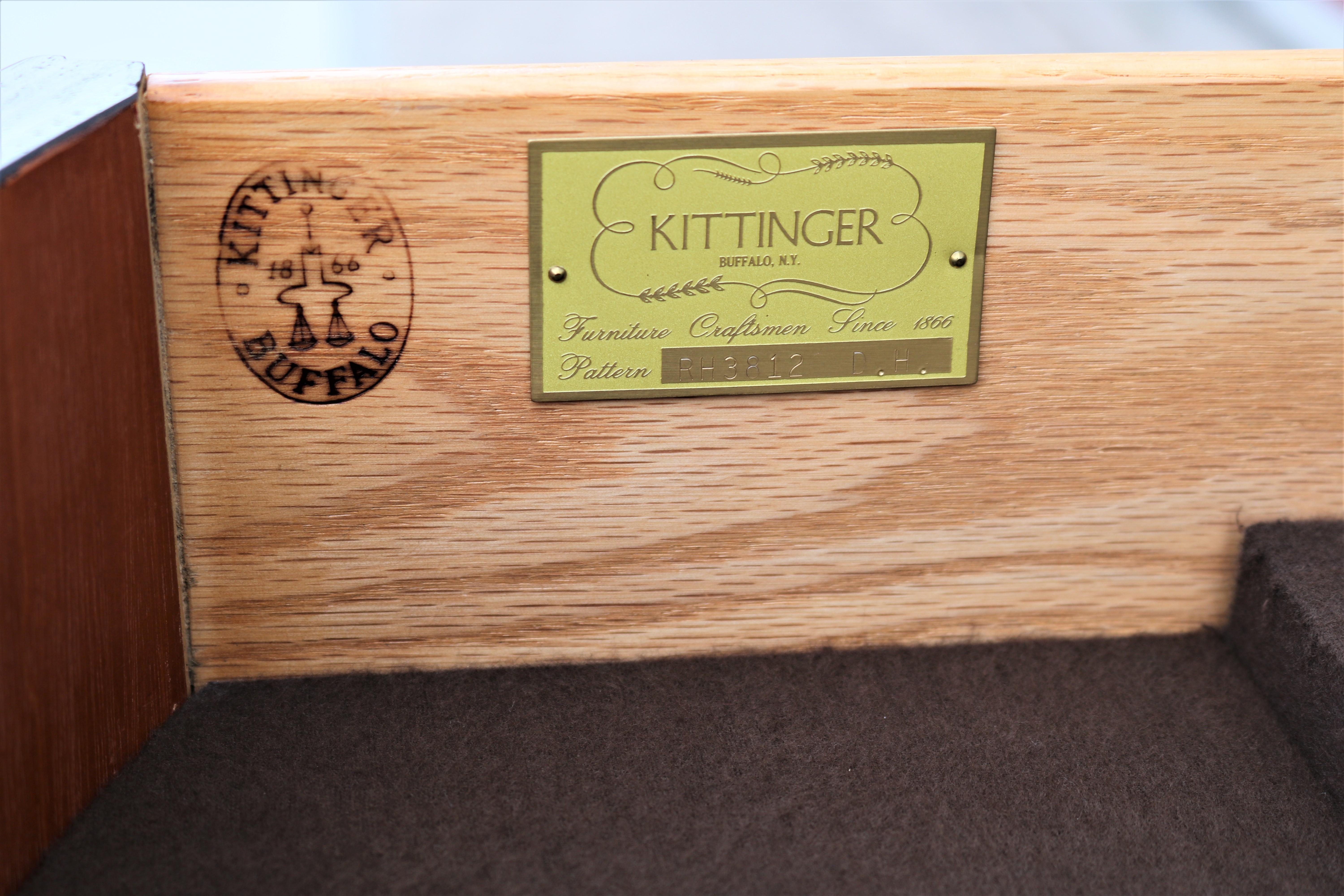 Vintage Traditional Kittinger Furniture Mahogany Sheraton Sideboard Cabinet For Sale 11