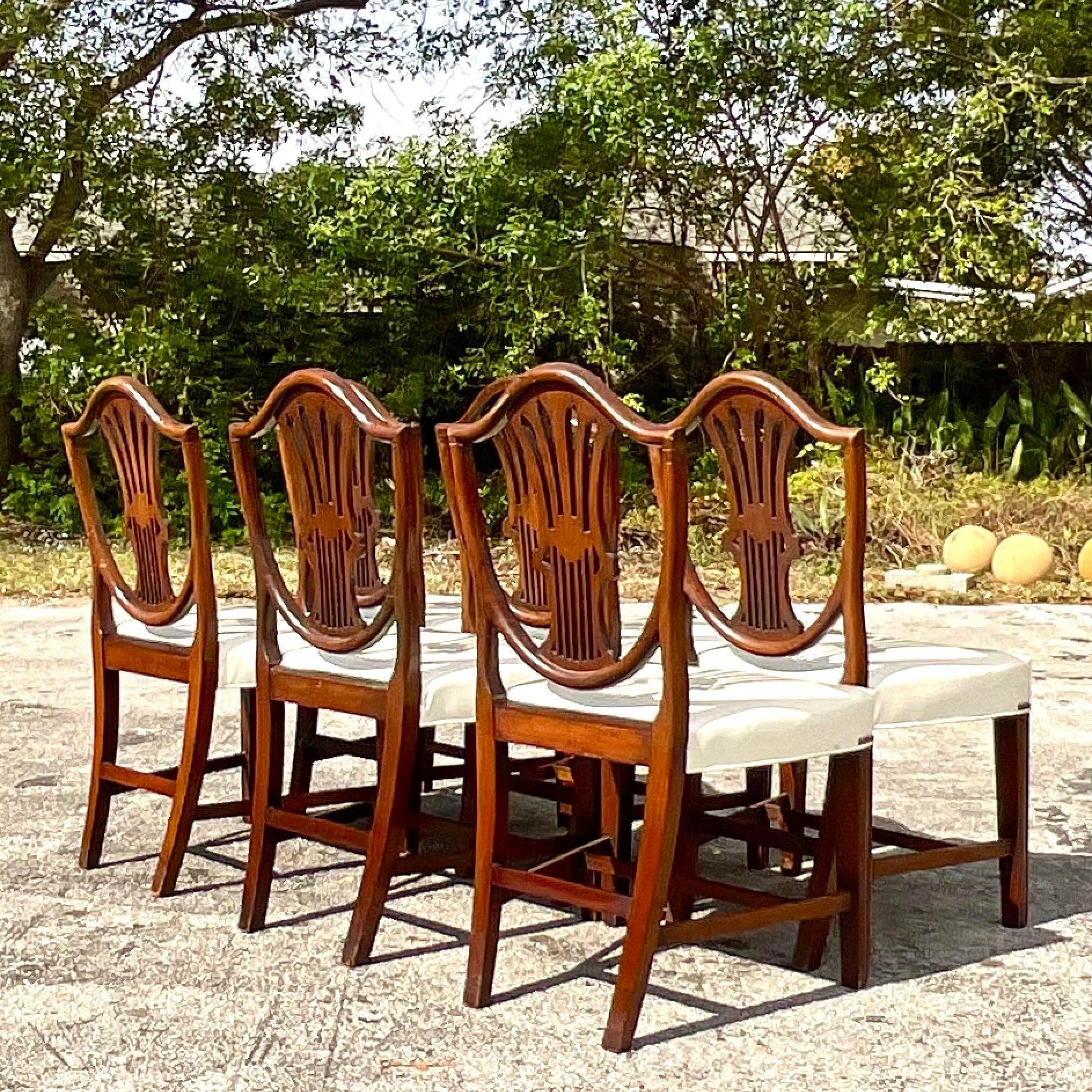 Vintage Traditional Old English Carved Hepplewhite Sheild Dining Chairs-Set of 6 For Sale 5
