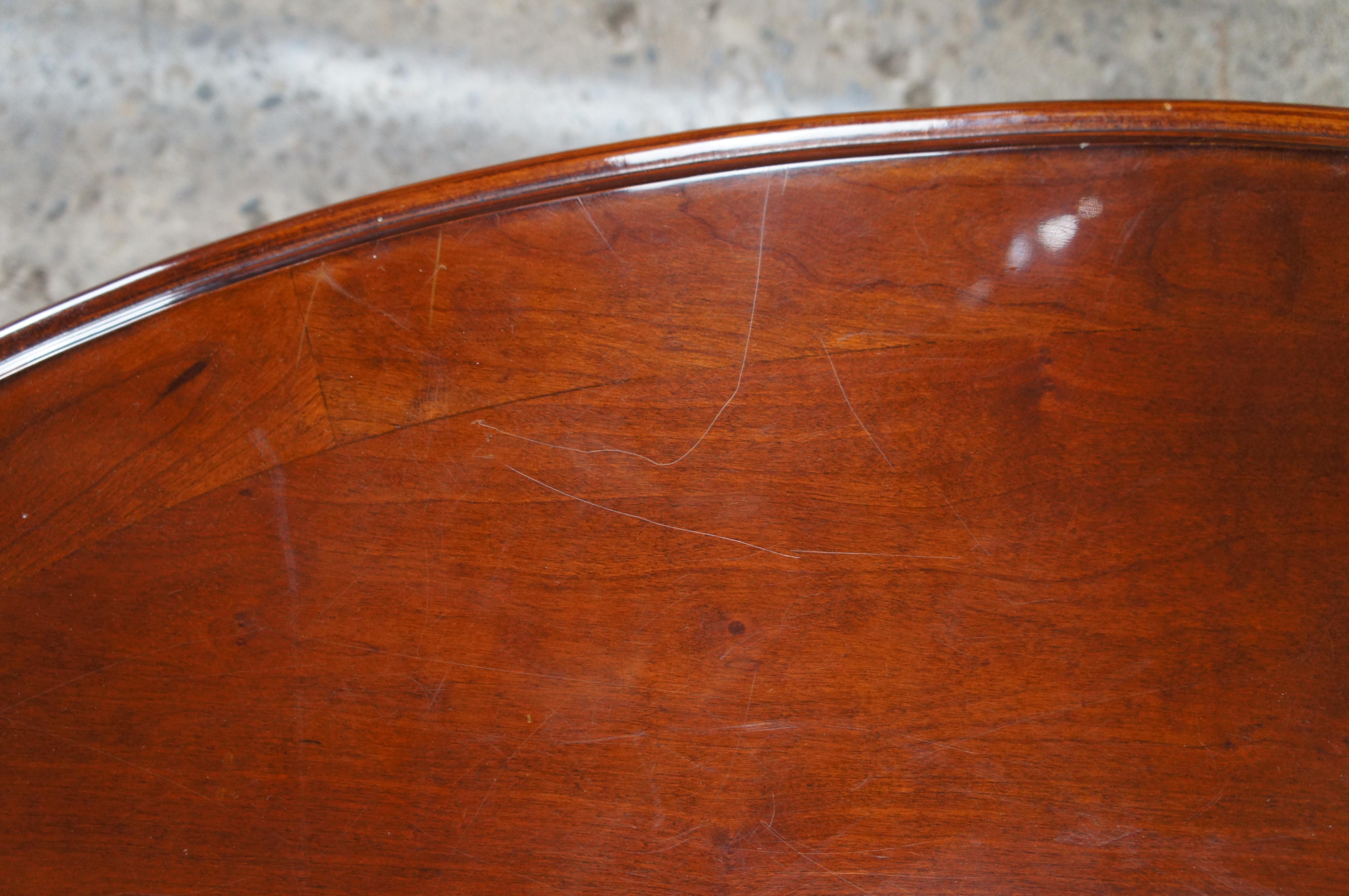Vintage Traditional Queen Anne Cherry Oval Coffee Cocktail Table 45