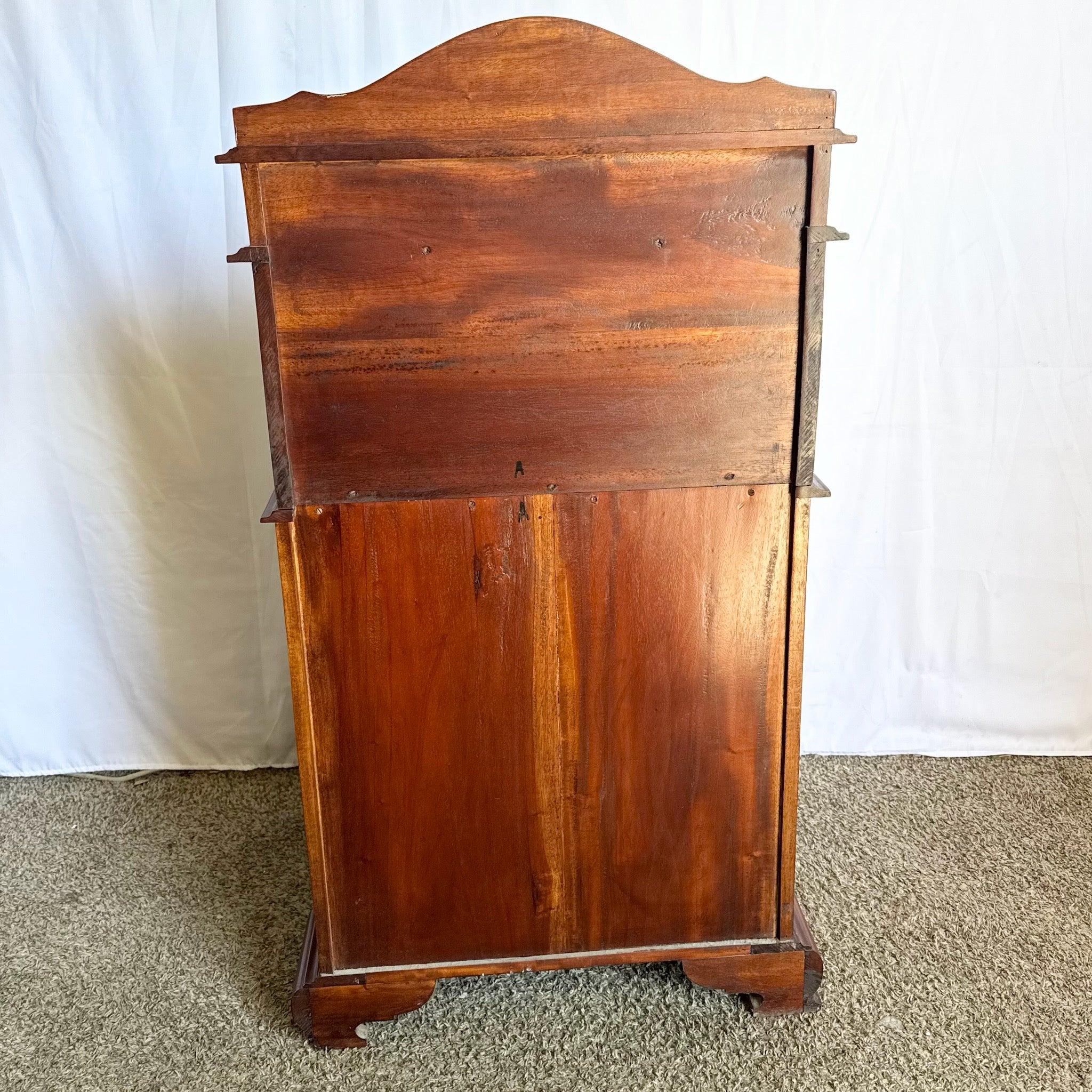 Vintage Traditional Roll Top Secretary Desk For Sale 4