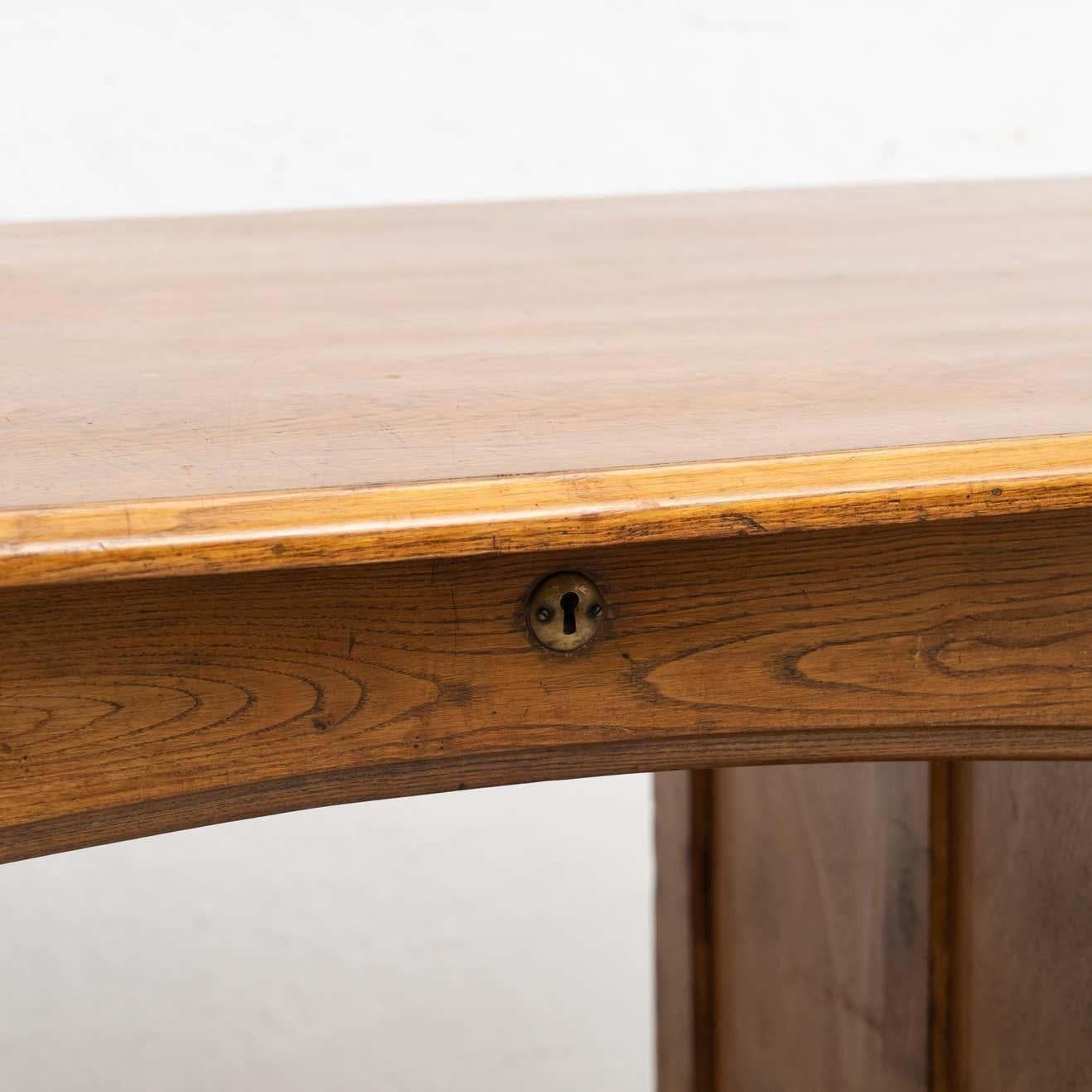 Vintage Traditional Spanish Writing Desk in Oak Wood, circa 1940 For Sale 6