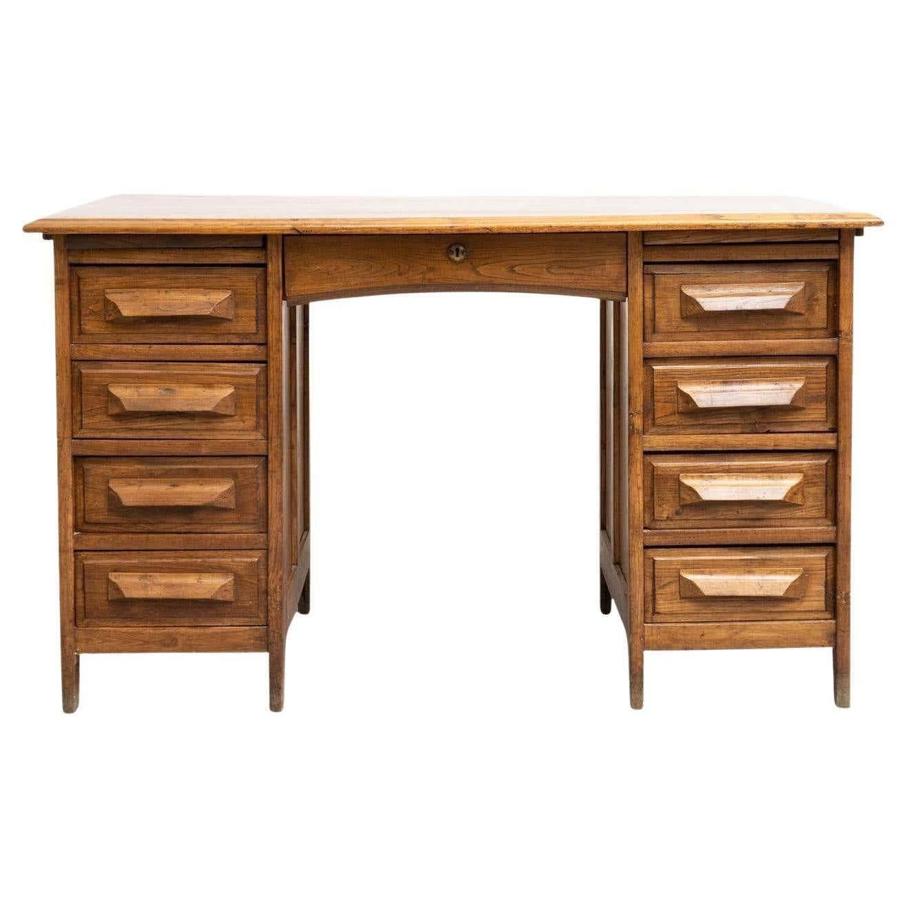 Vintage Traditional Spanish Writing Desk in Oak Wood, circa 1940 For Sale 14