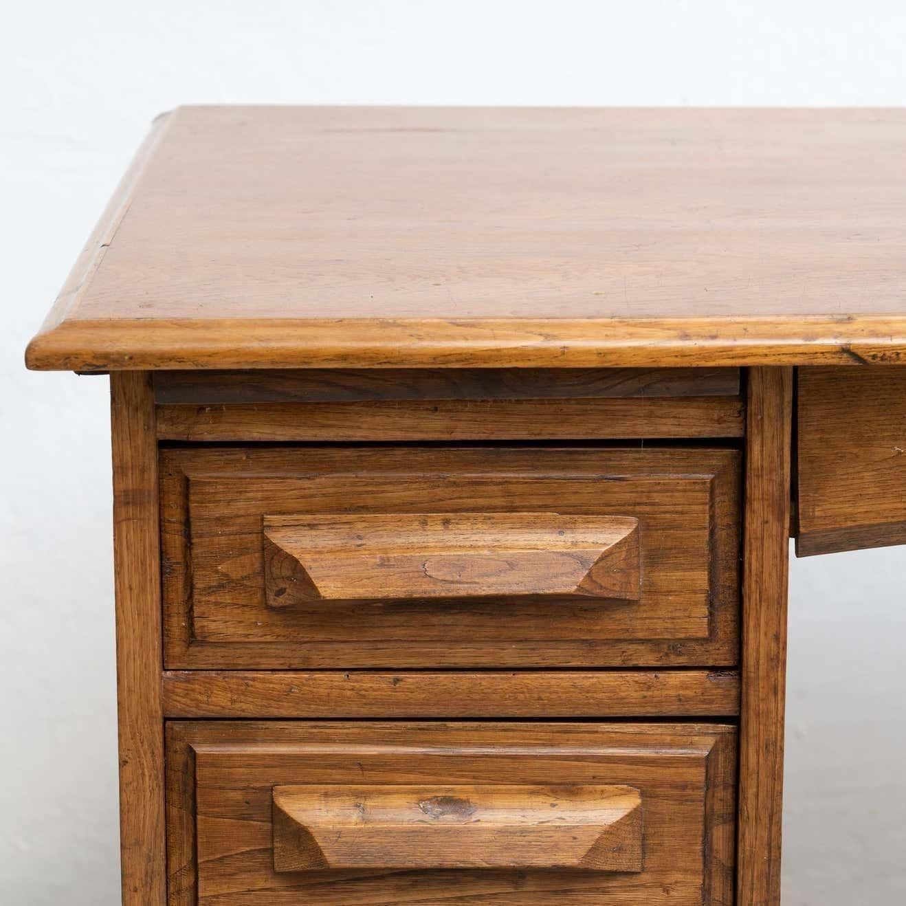 Vintage Traditional Spanish Writing Desk in Oak Wood, circa 1940 For Sale 3