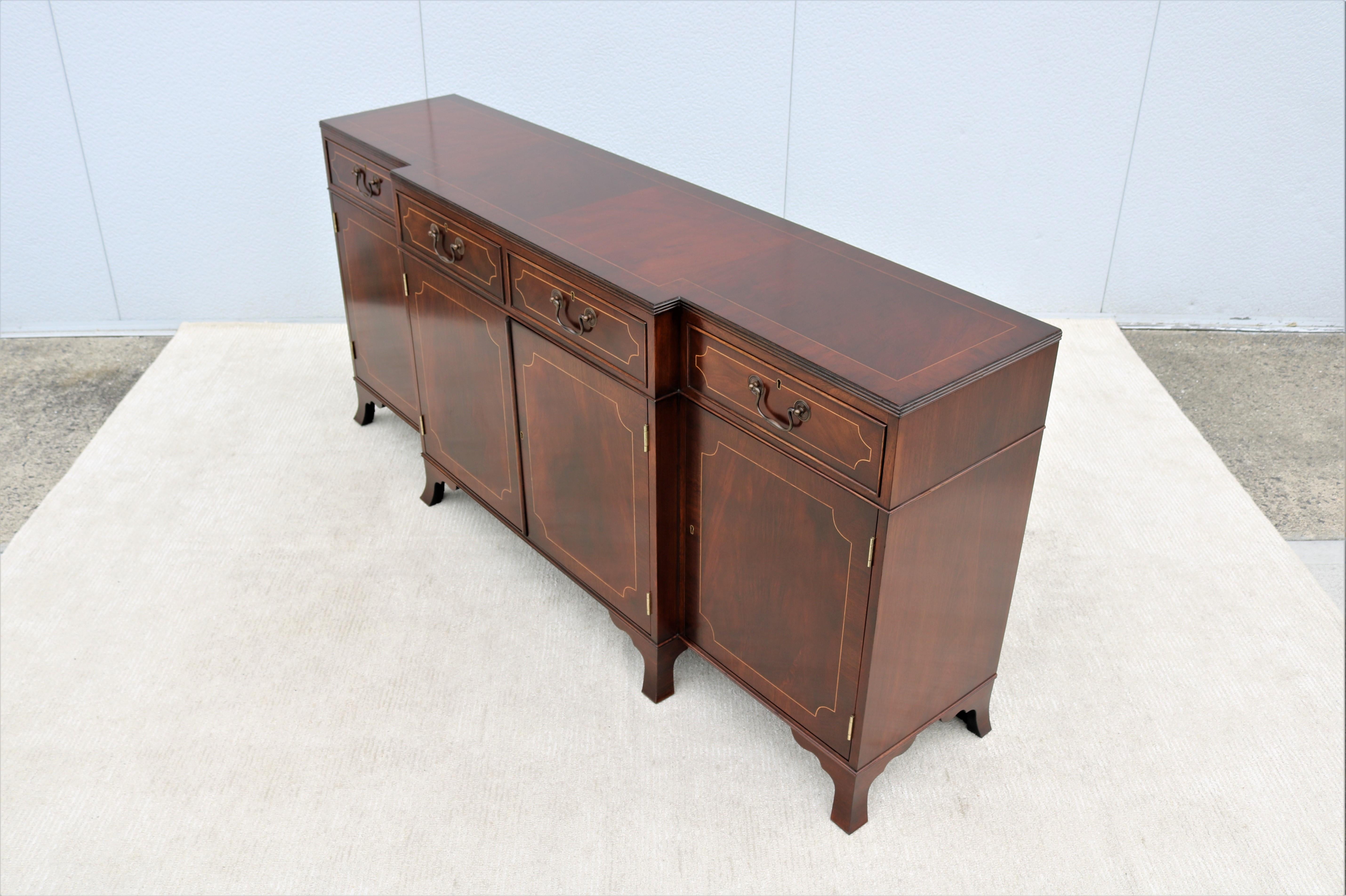 Vintage Traditional Trosby Furniture English Sheraton Style Breakfronted Cabinet For Sale 3