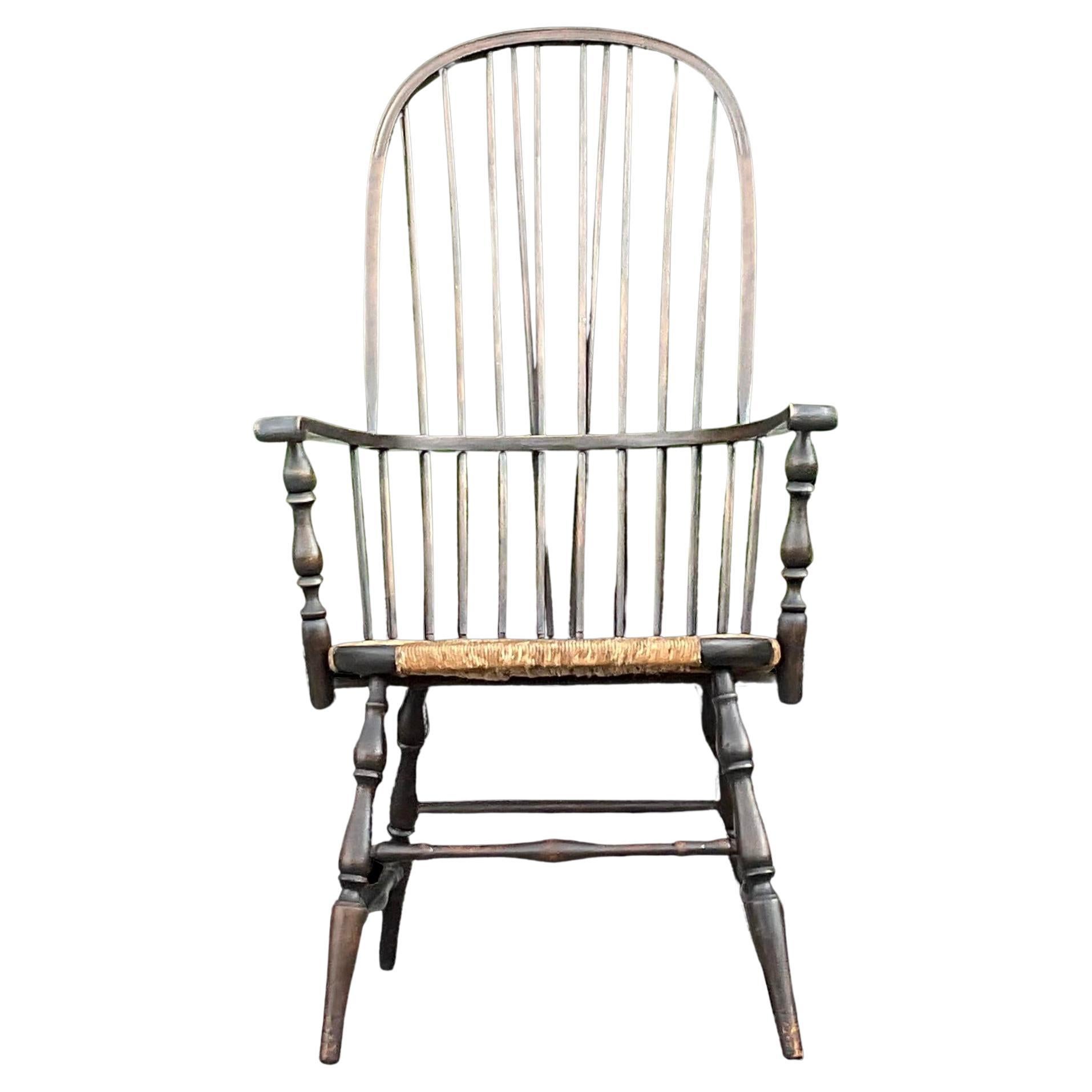Vintage Traditional Windsor Hoop Back Chair For Sale
