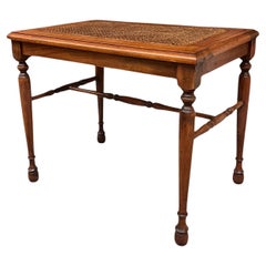 Table d'appoint ou banc décoratif traditionnel vintage en bois avec pieds tournés