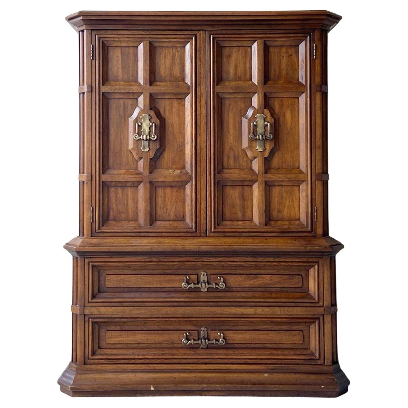 Vintage Traditional Wooden Armoire by Drexel Heritage For Sale