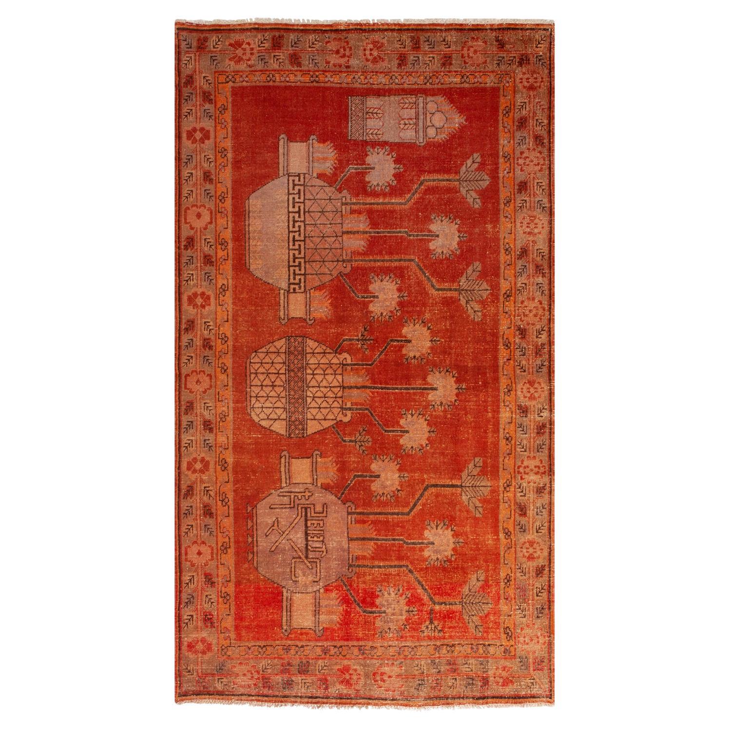 abc carpet Vintage Traditional Wool Kohtan Rug - 4'9" x 8'7" For Sale