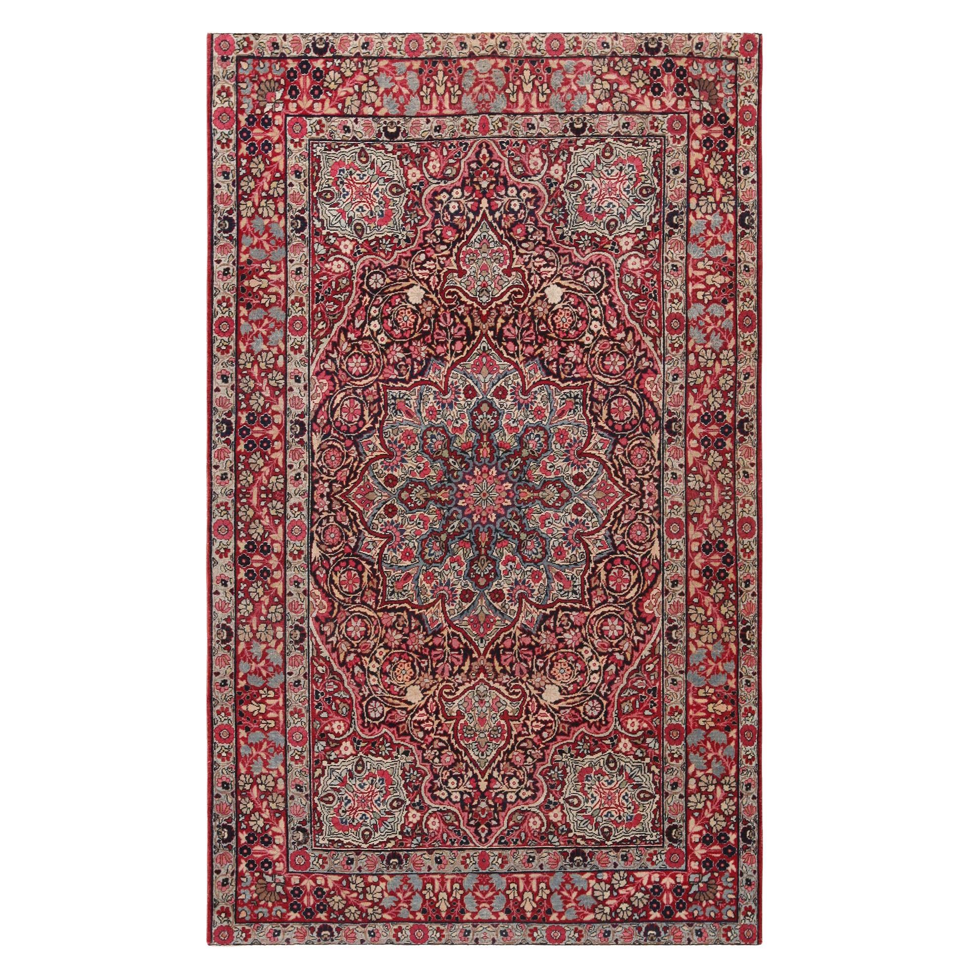 abc carpet Vintage Traditional Wool Persian Rug - 4'5" x 7'3" For Sale