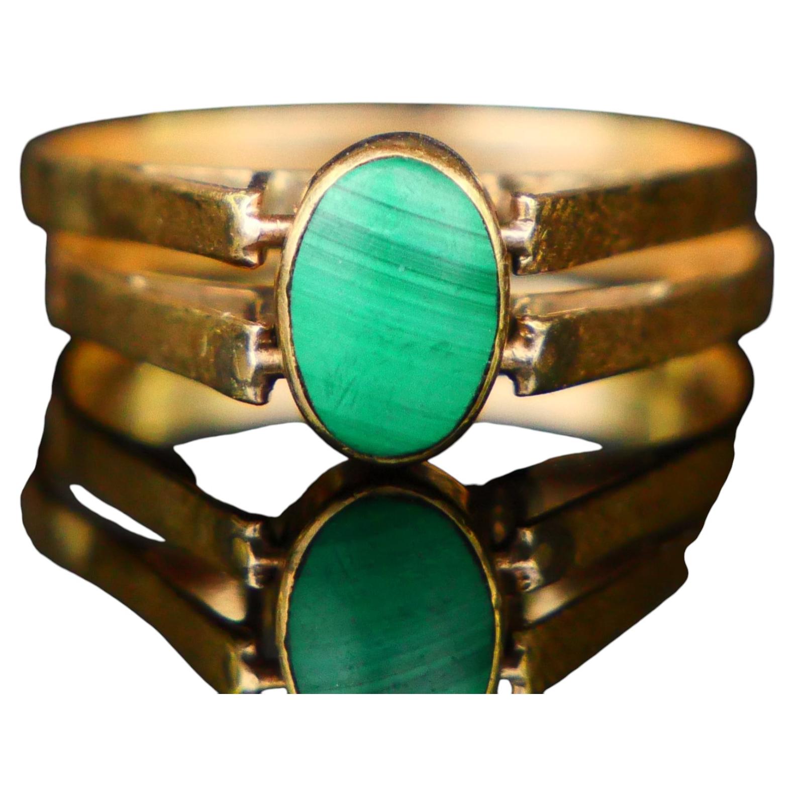 Vintage Transformer Double Twist Ring Malachite Chalcedony solid 14K Gold ØUS5.5 For Sale