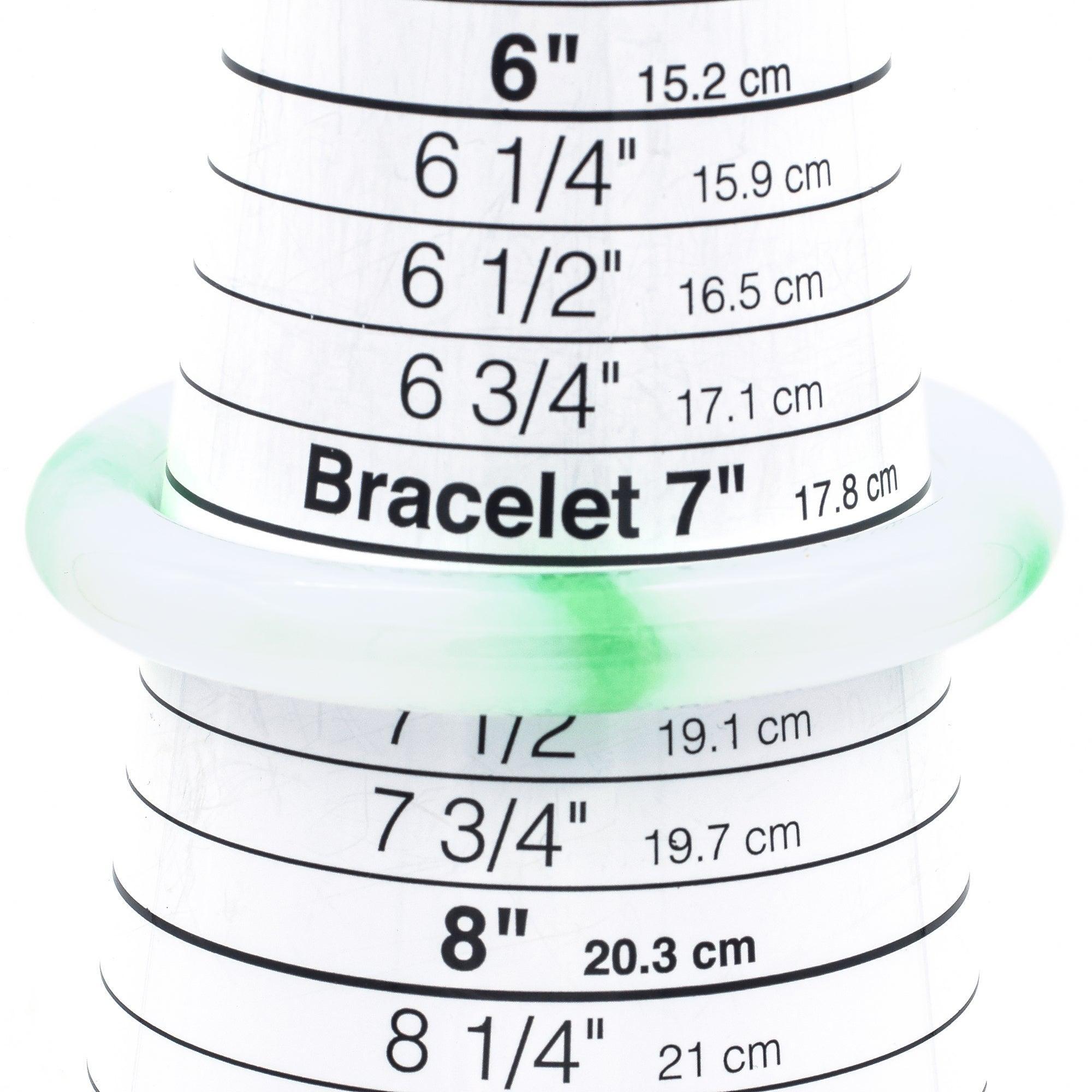 Donna Bracciale traslucido d'epoca 