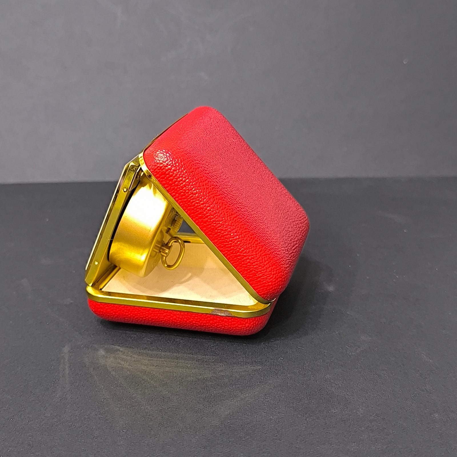 Vintage Travel Alarm Clock Europa, Germany, 2 Jewels, Brass & Faux Leather Cover In Excellent Condition For Sale In Bochum, NRW
