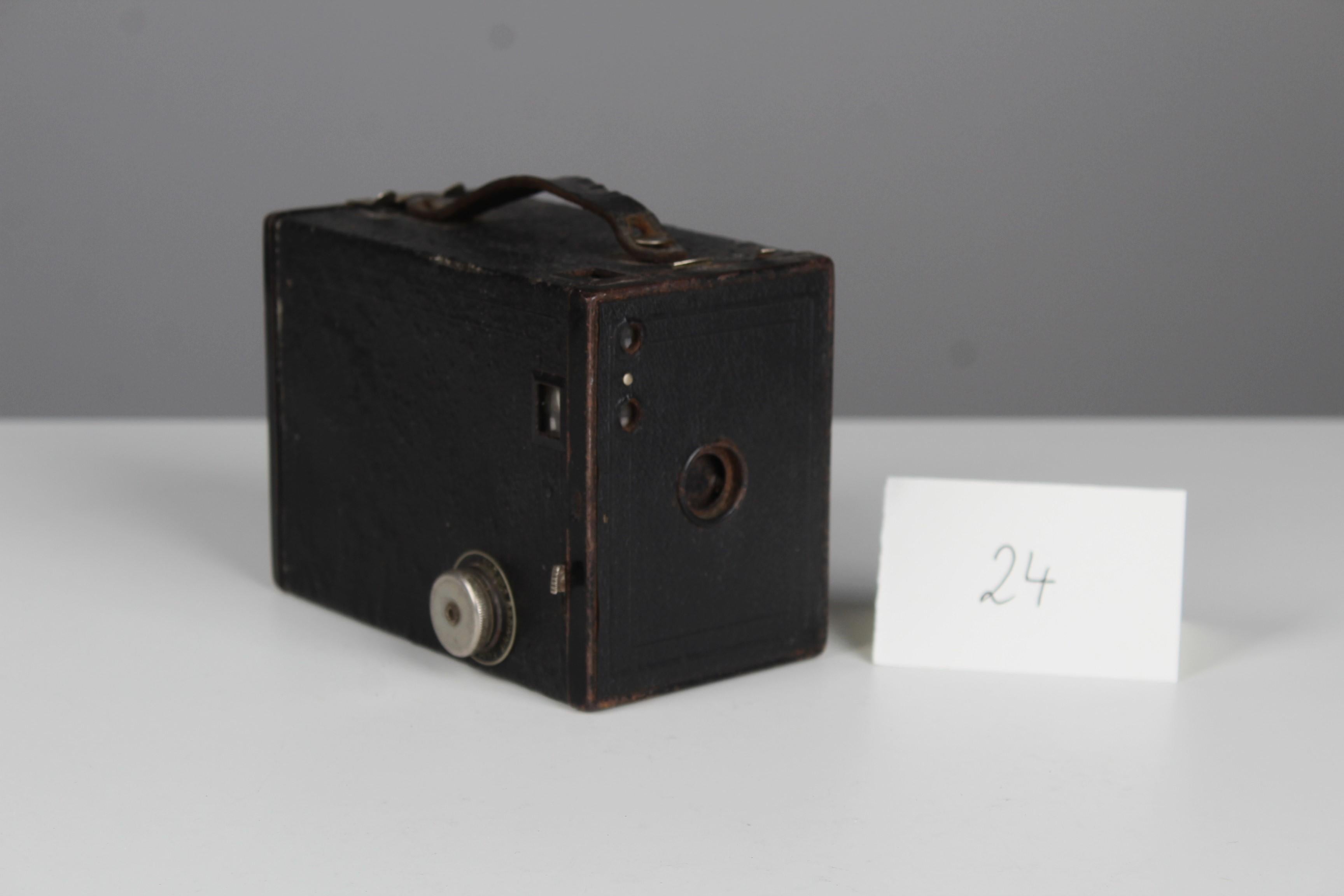 Vintage-Reisekamera, Box-Kamera Nr. 2 Brownie, 1930er Jahre im Angebot 2