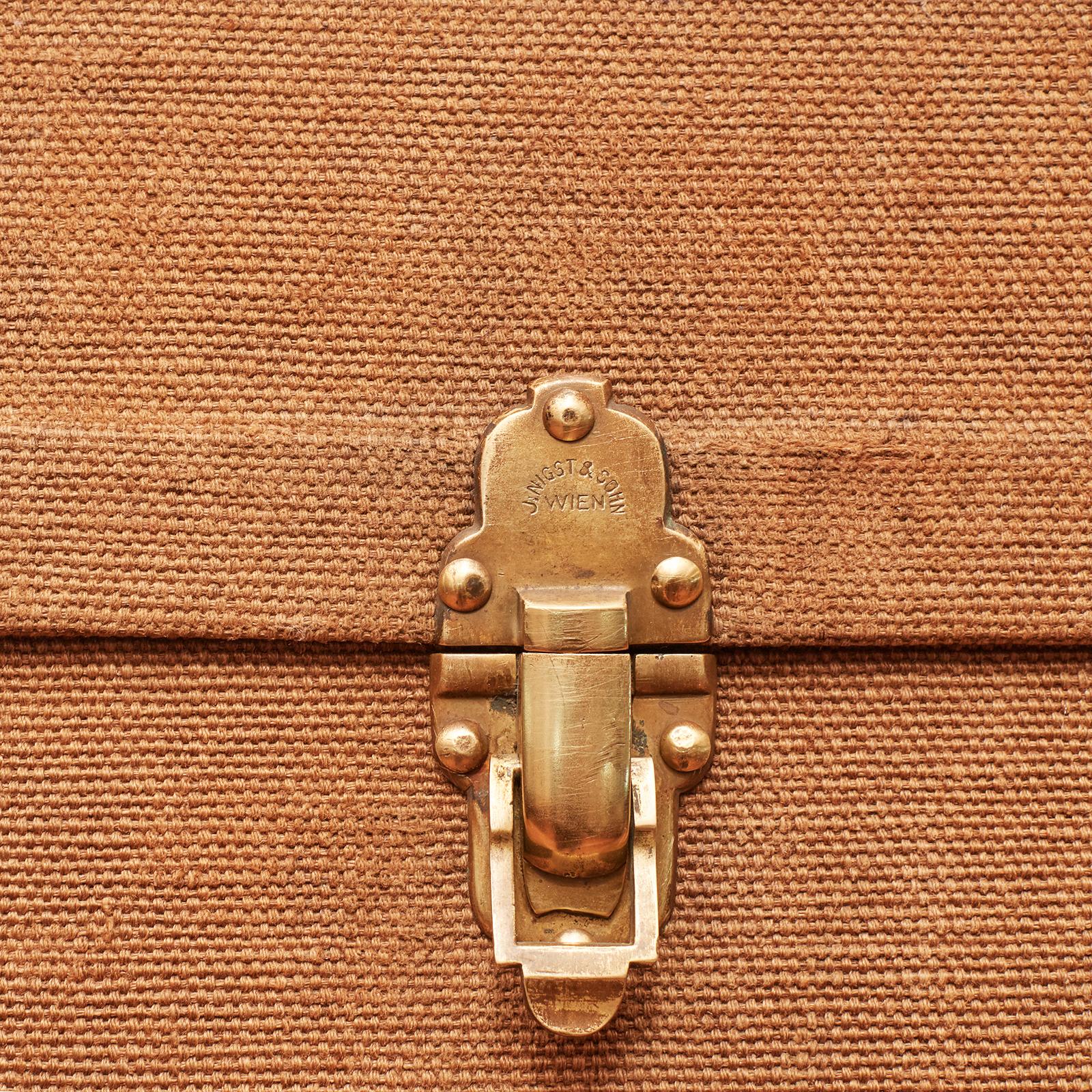 Vintage Travel Suitcase, J.Nigst & Sohn 6