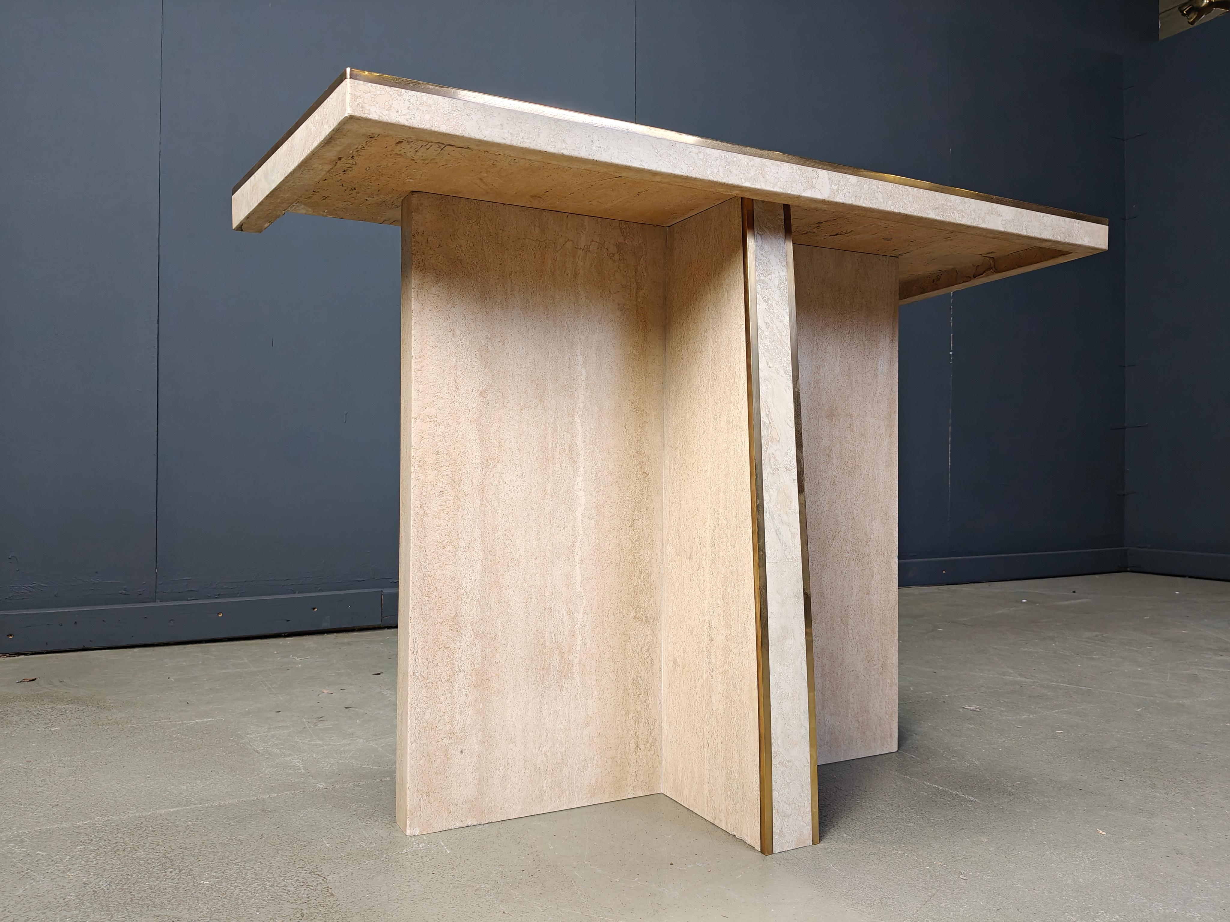 italien Table console vintage en travertin et laiton, 1970 en vente