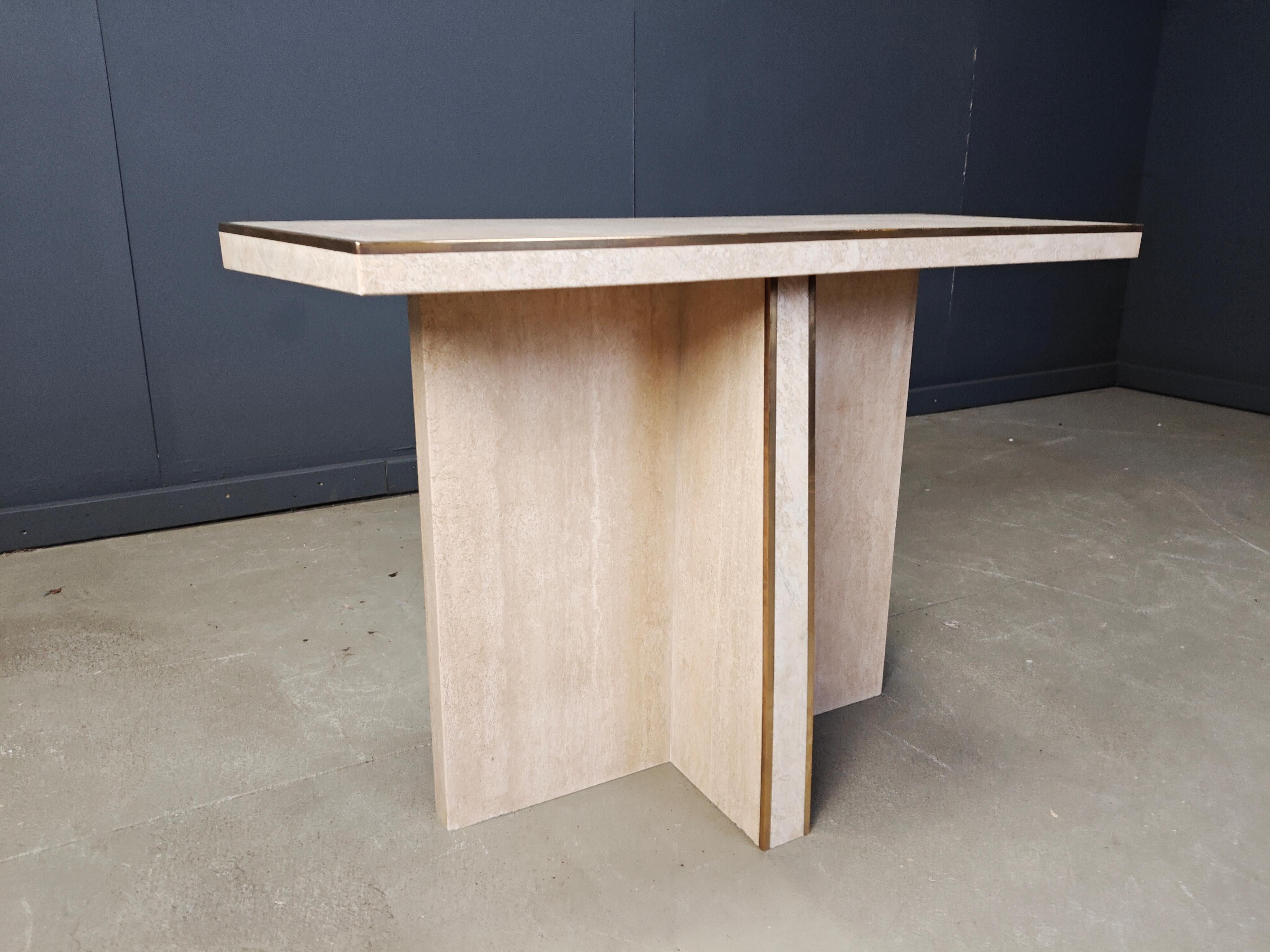 Table console vintage en travertin et laiton, 1970 Bon état - En vente à Leuven, Vlaams Gewest