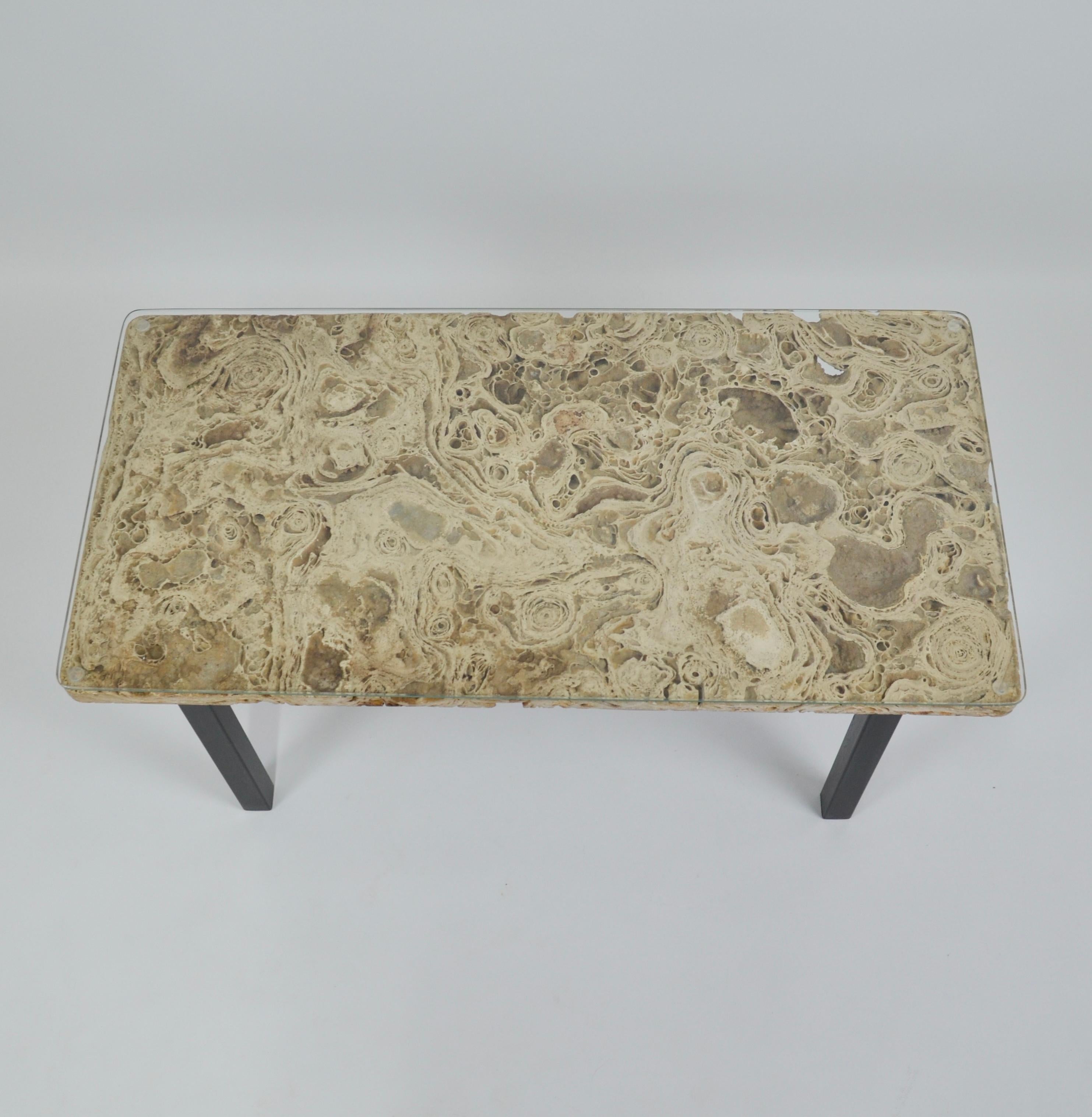Vintage travertine and glass coffee table For Sale 3