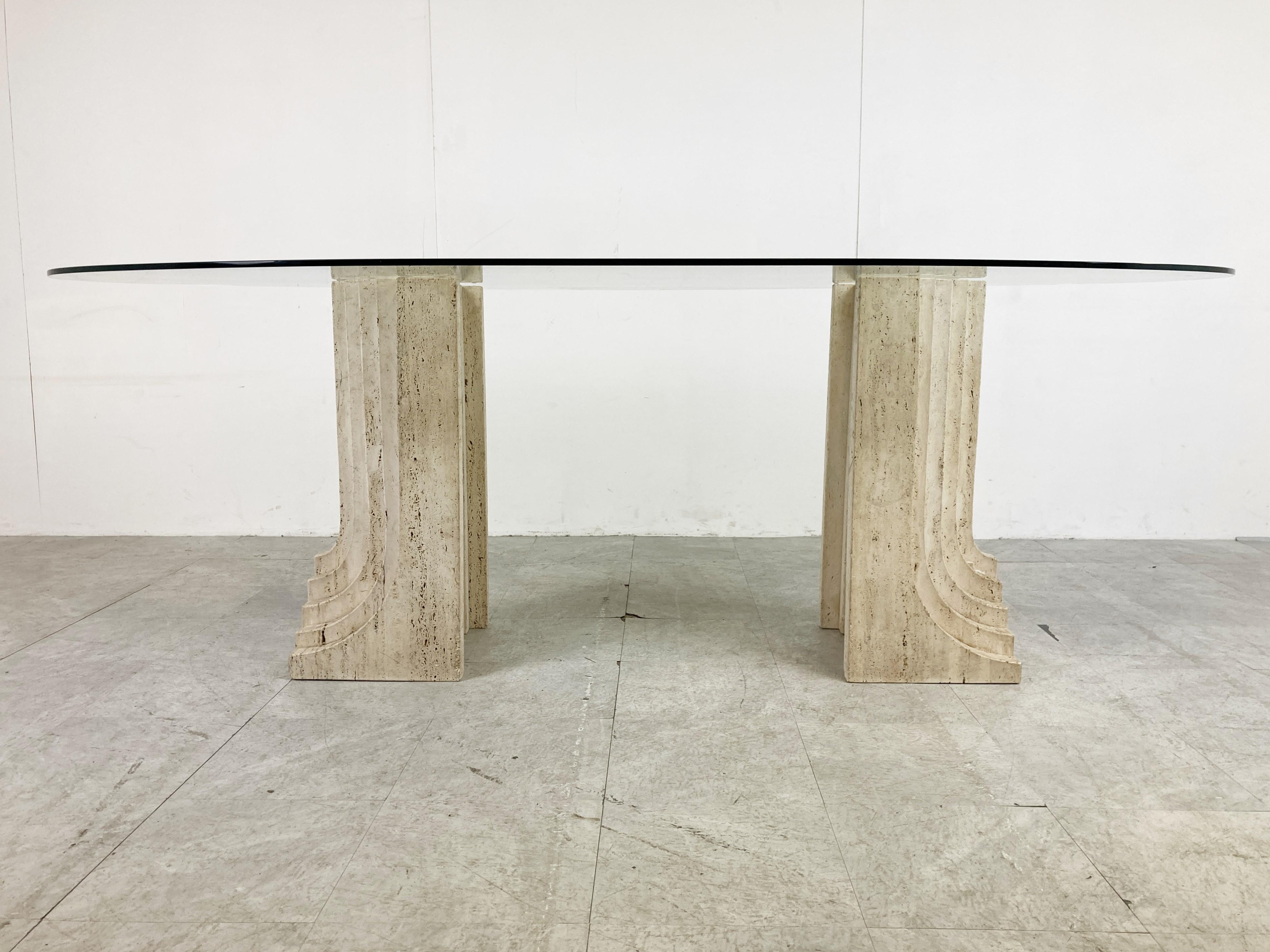 Vintage travertine Carlo Scarpa style dining table, 1970s In Excellent Condition In HEVERLEE, BE