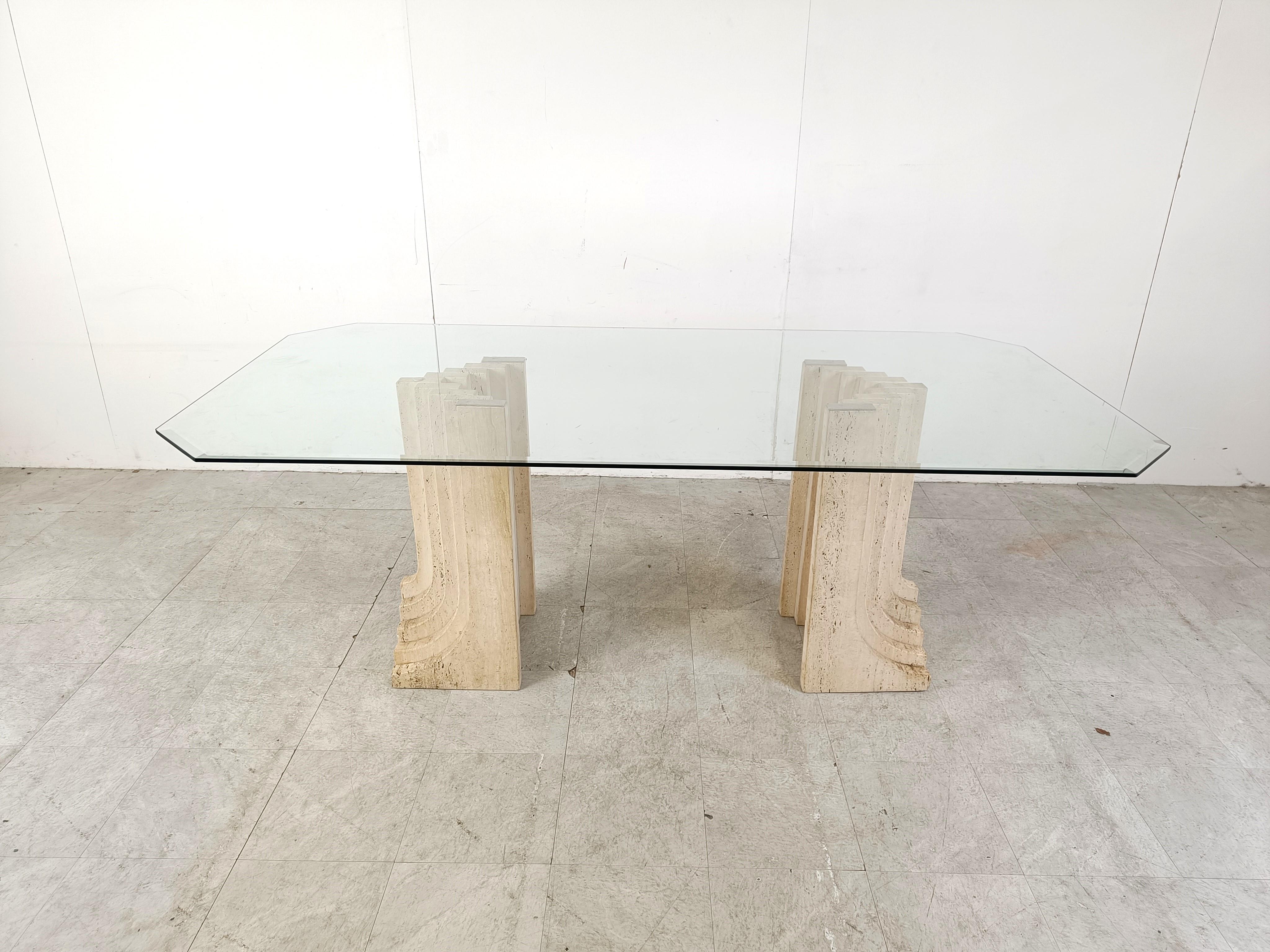 Vintage travertine Carlo Scarpa style dining table, 1970s In Good Condition In HEVERLEE, BE