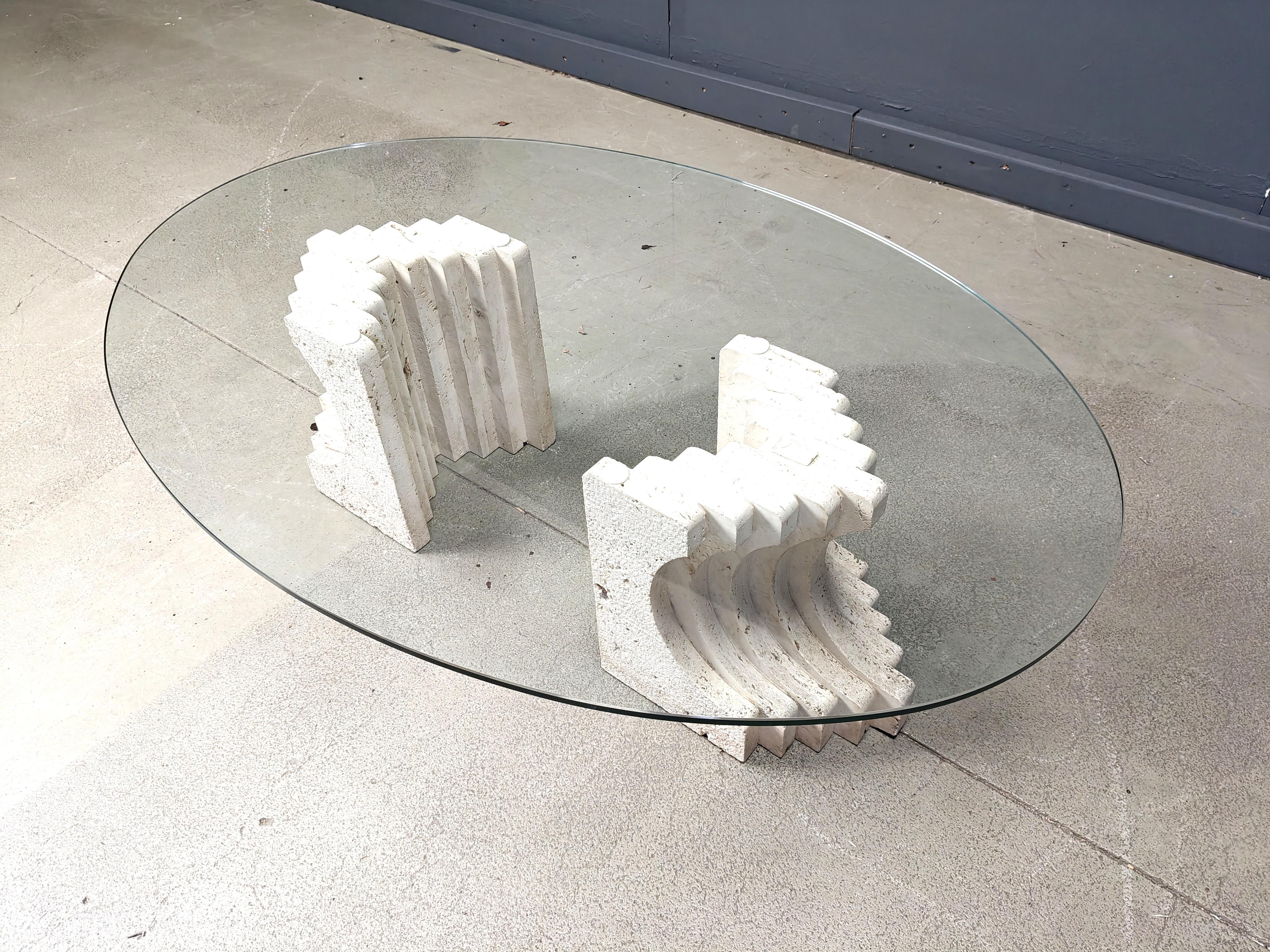 Table basse vintage en travertin Italie , 1970 Bon état - En vente à Leuven, Vlaams Gewest