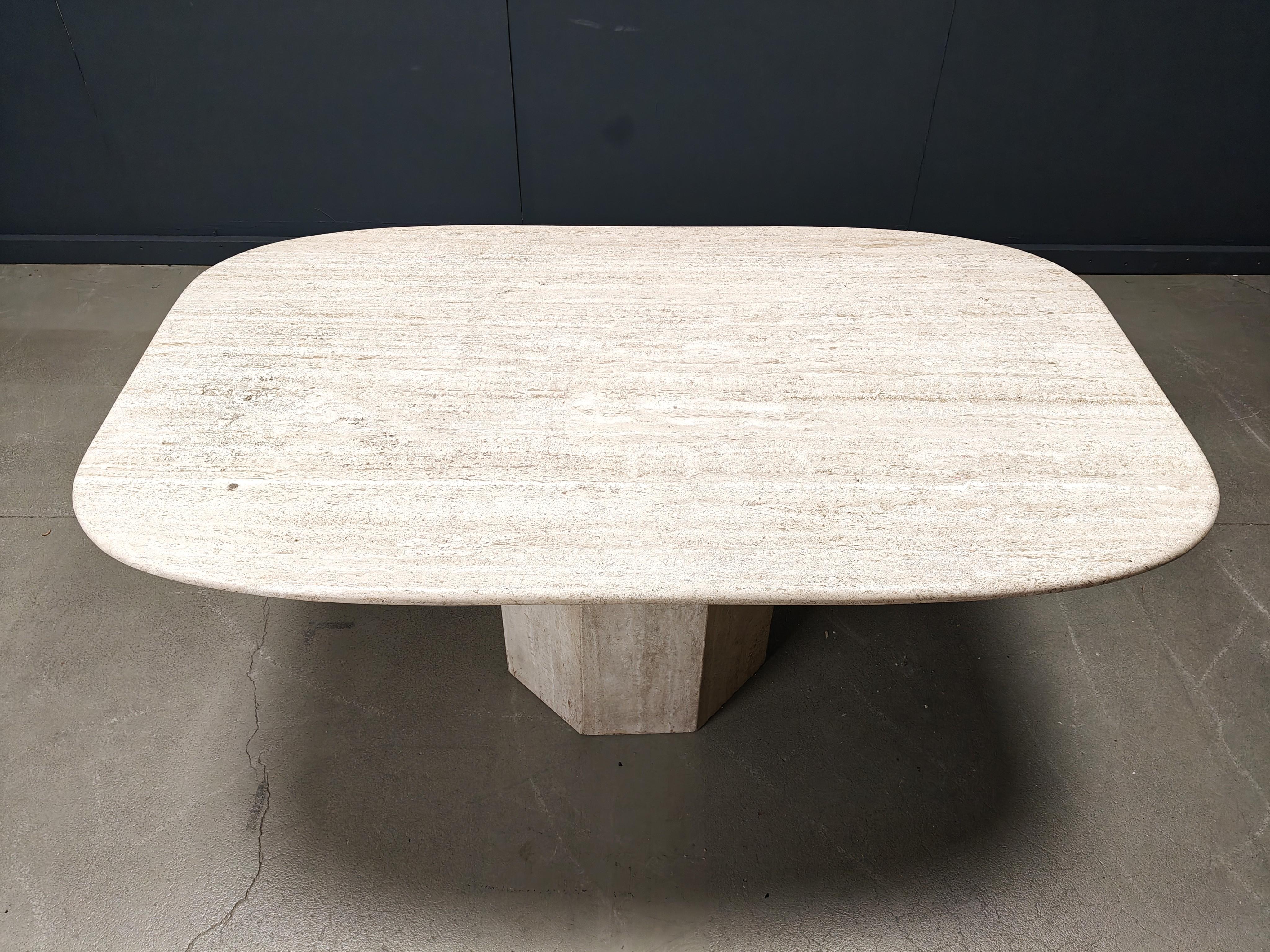 Table de salle à manger vintage en travertin, années 1970 en vente 9