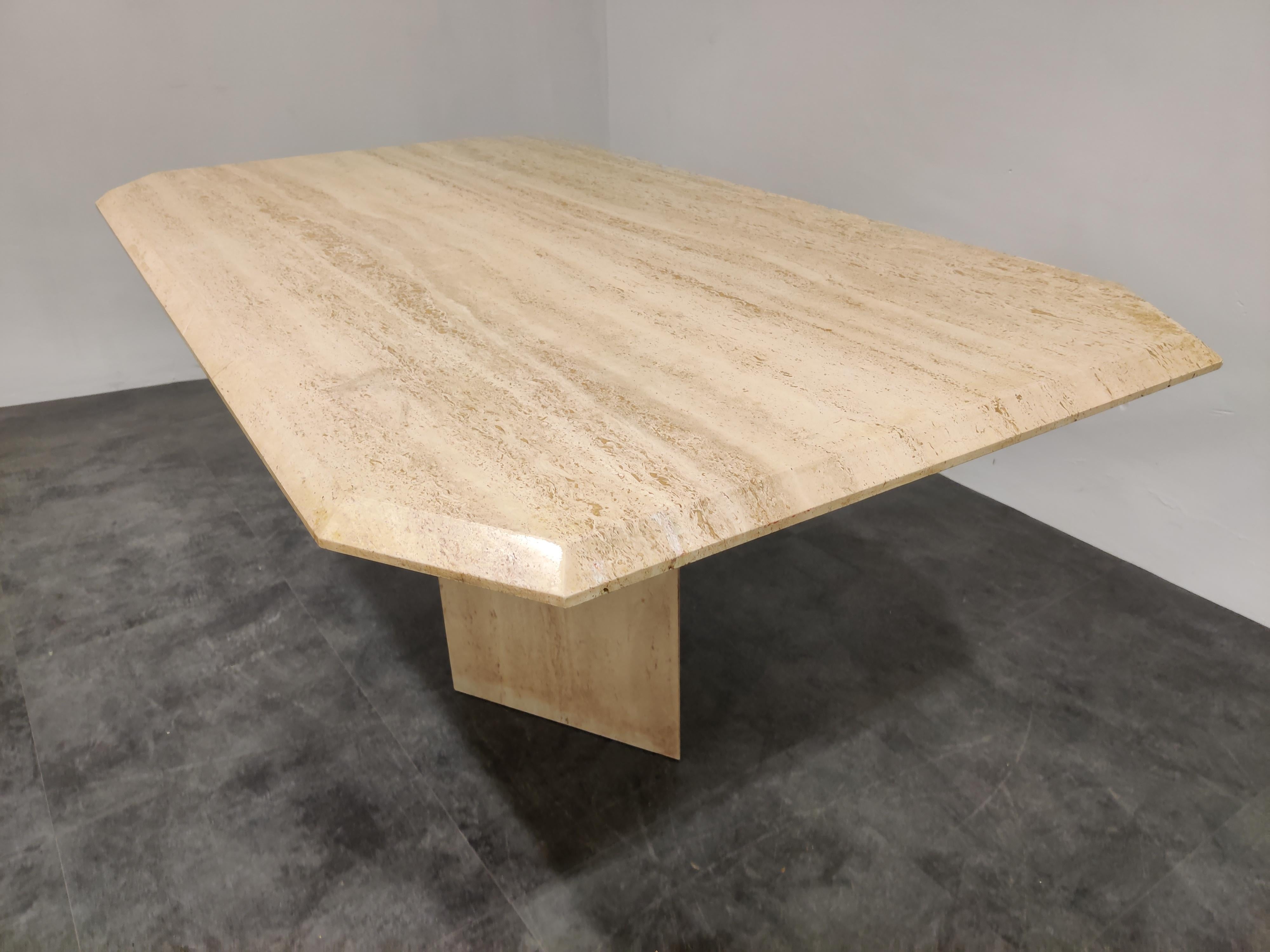 Vintage Travertine Dining Table, 1970s In Good Condition In HEVERLEE, BE