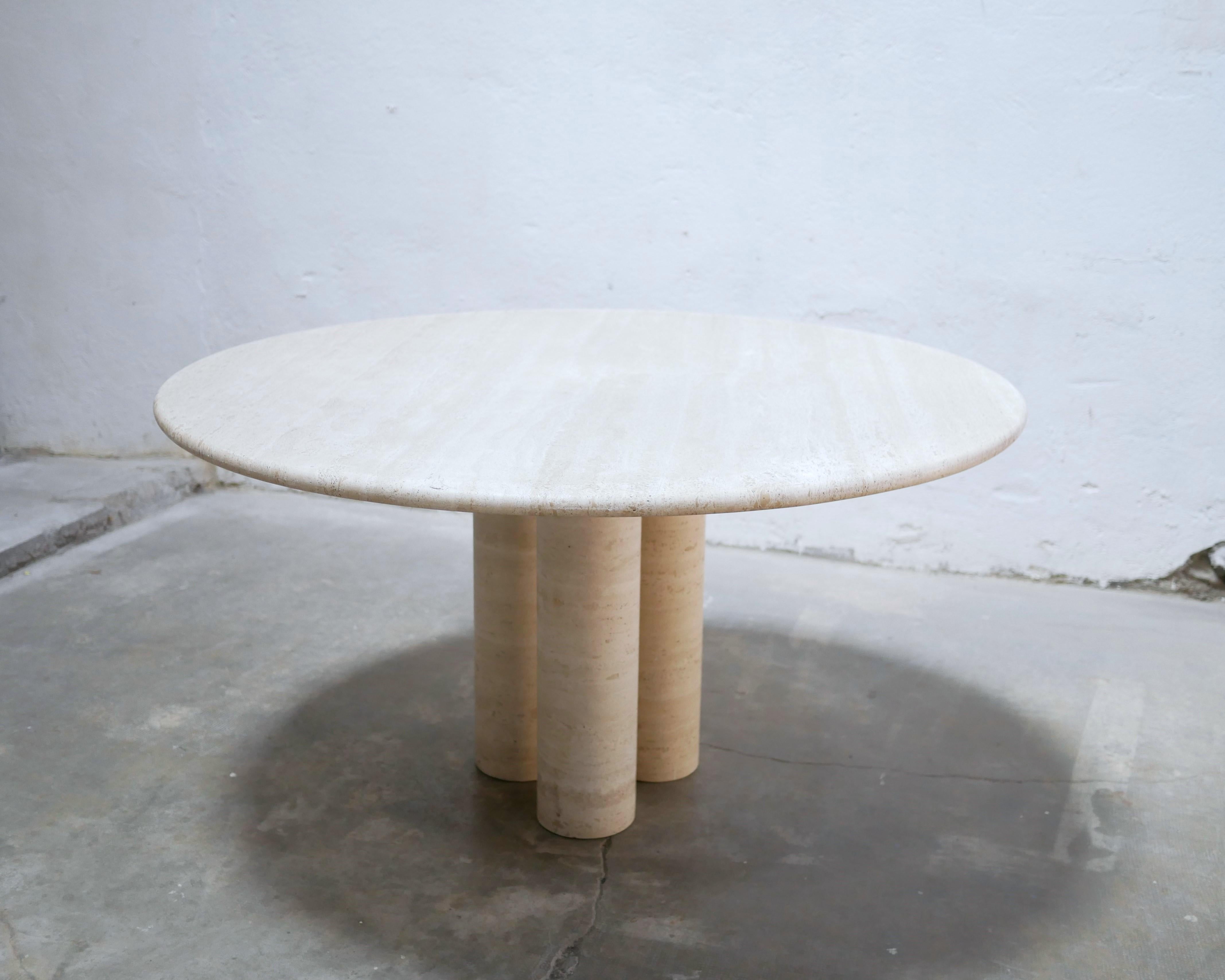 Table à manger vintage en travertin en vente 11