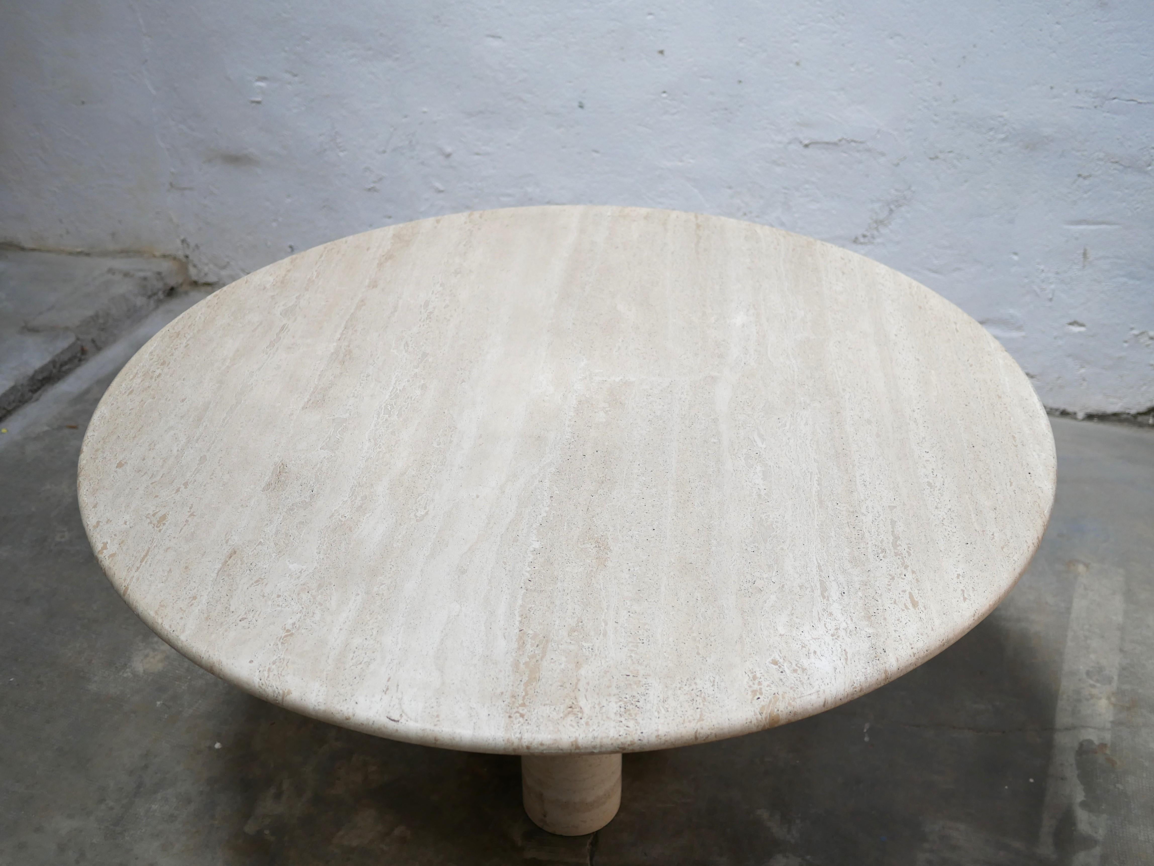 Table à manger vintage en travertin Bon état - En vente à AIGNAN, FR