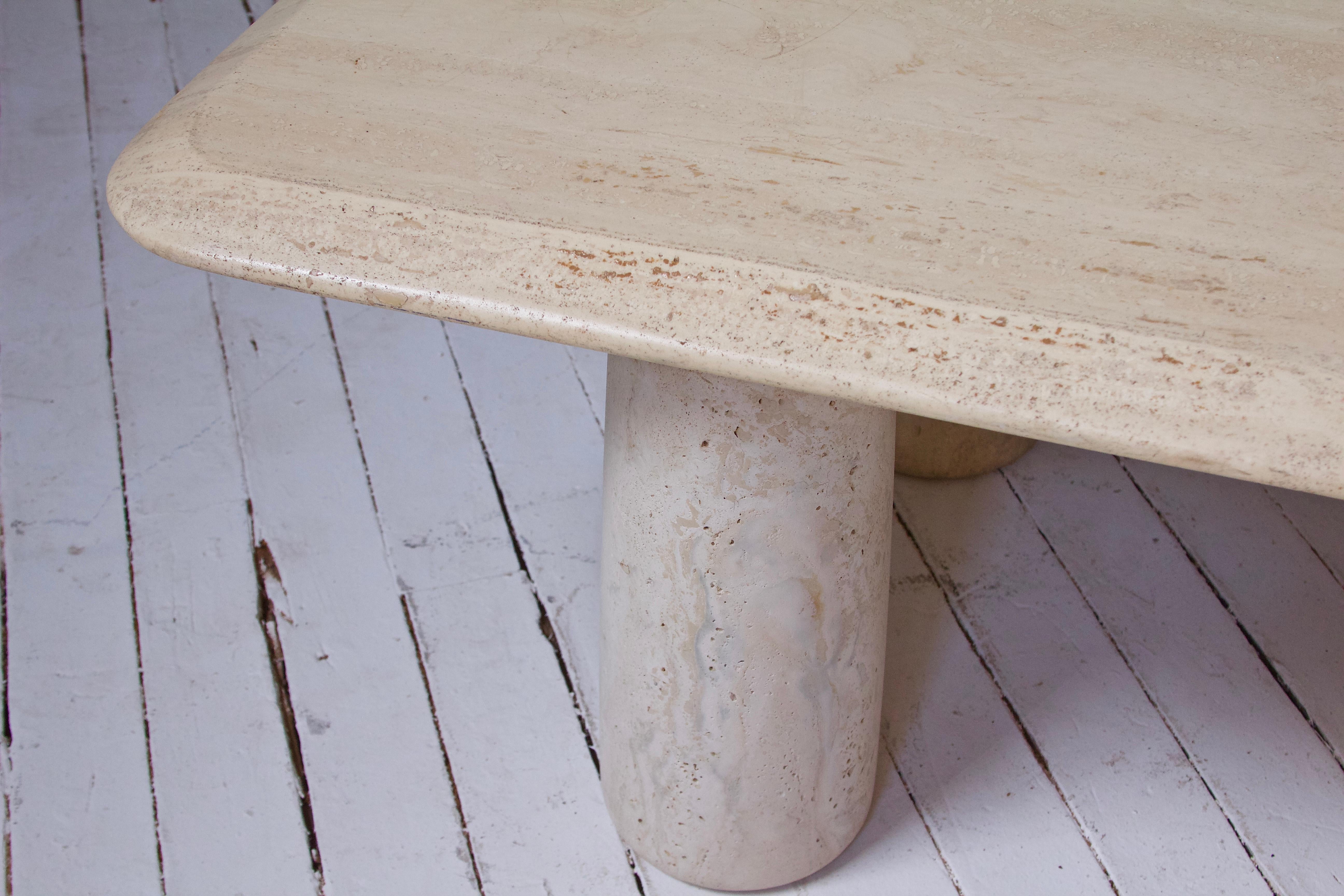 Mid-Century Modern Vintage Travertine Coffee Table in the Style of Mario Bellini, Italy, 1970s