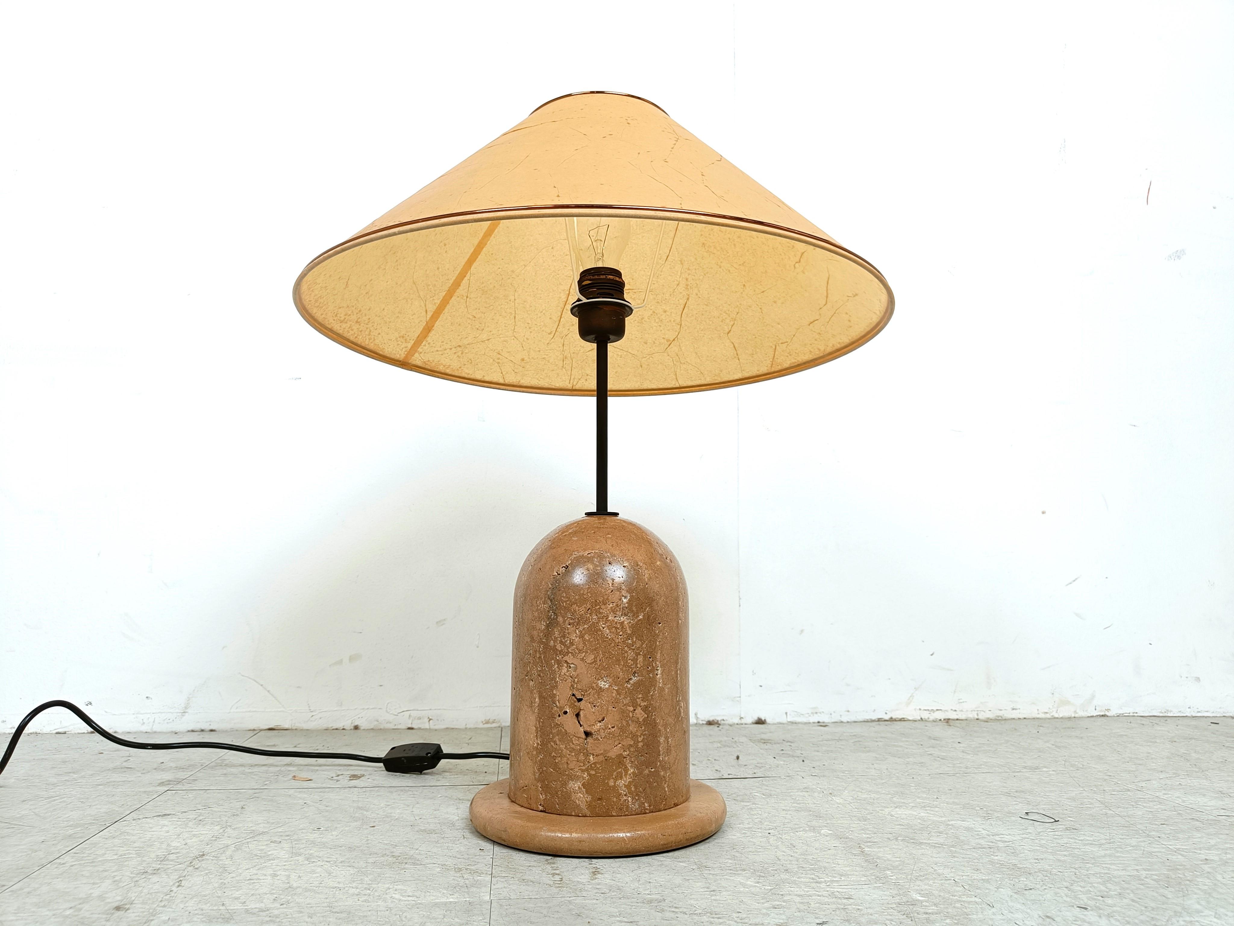 Lámparas de mesa vintage de travertino, años 70 Posmoderno en venta